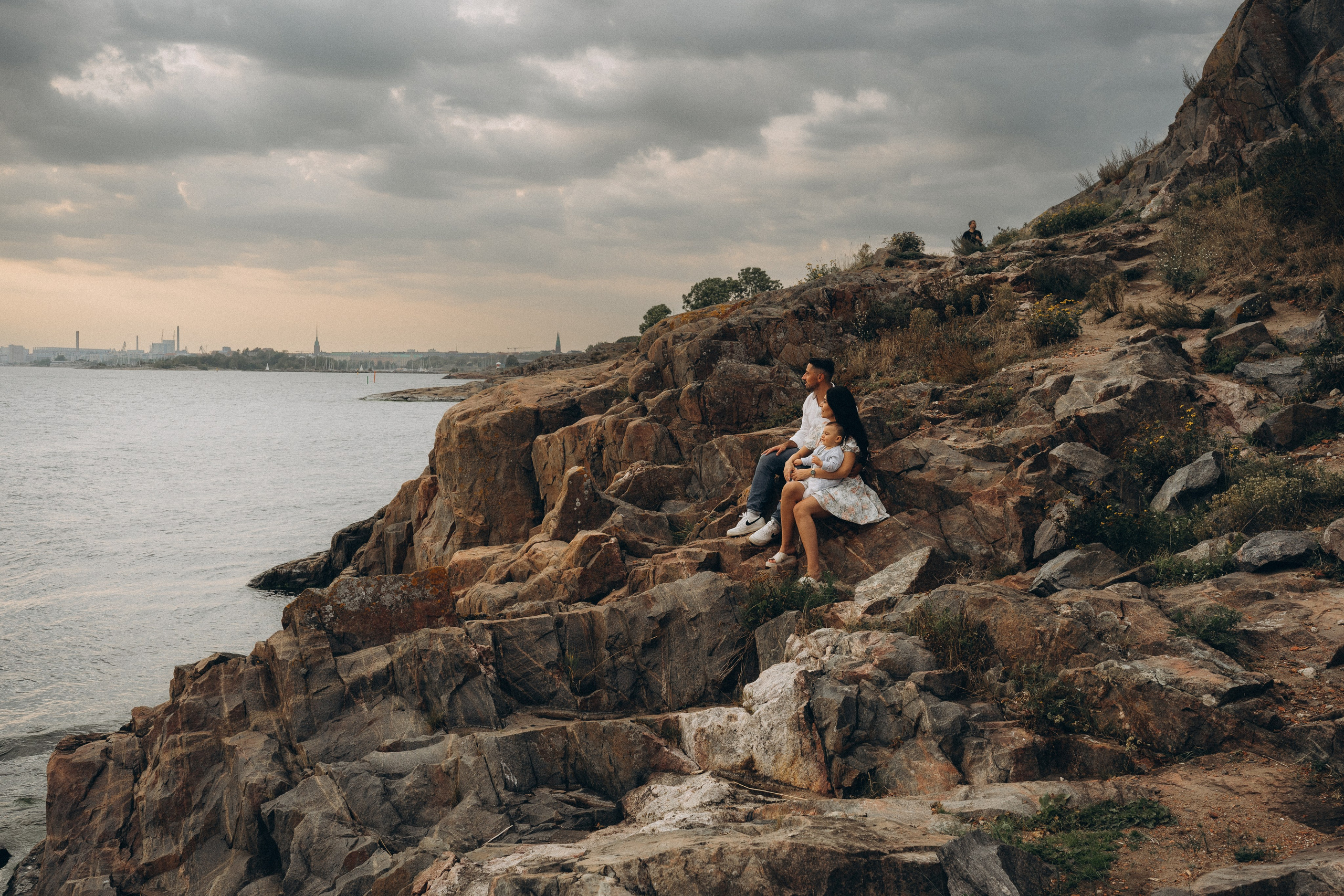 Summer. Wedding and potrait photographer in Helsinki Vickan O