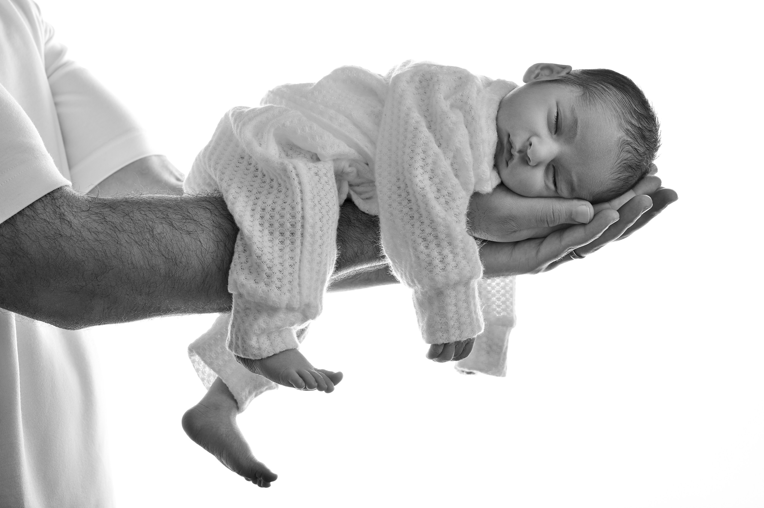 MATERNITY & NEWBORN professional Photography by Irene Chaikeen. Irene Chaikeen | Maternity and newborn photoshoot in Essex/London