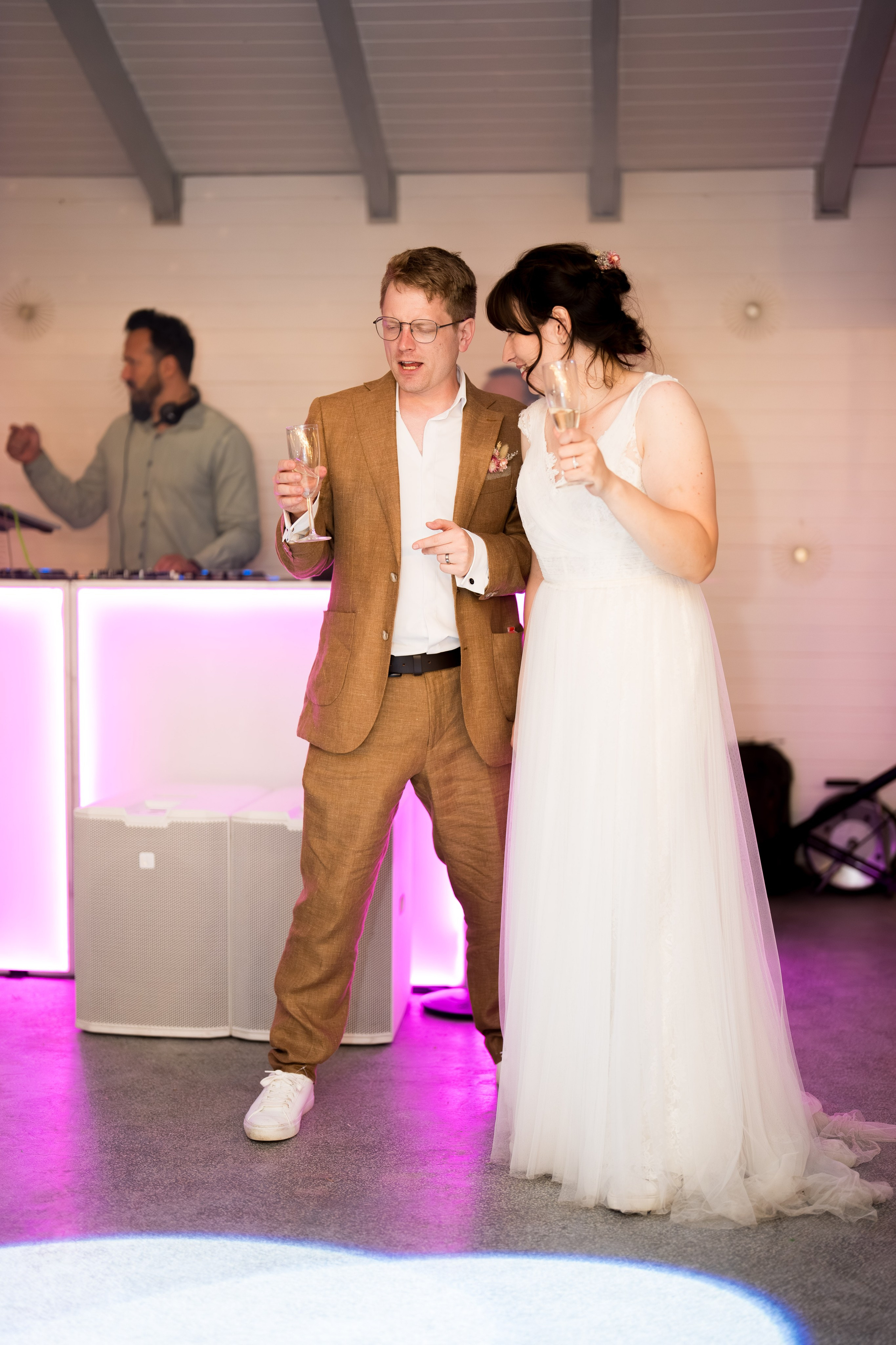 PARTY. Gabriel Florea — Fotograf nuntă București