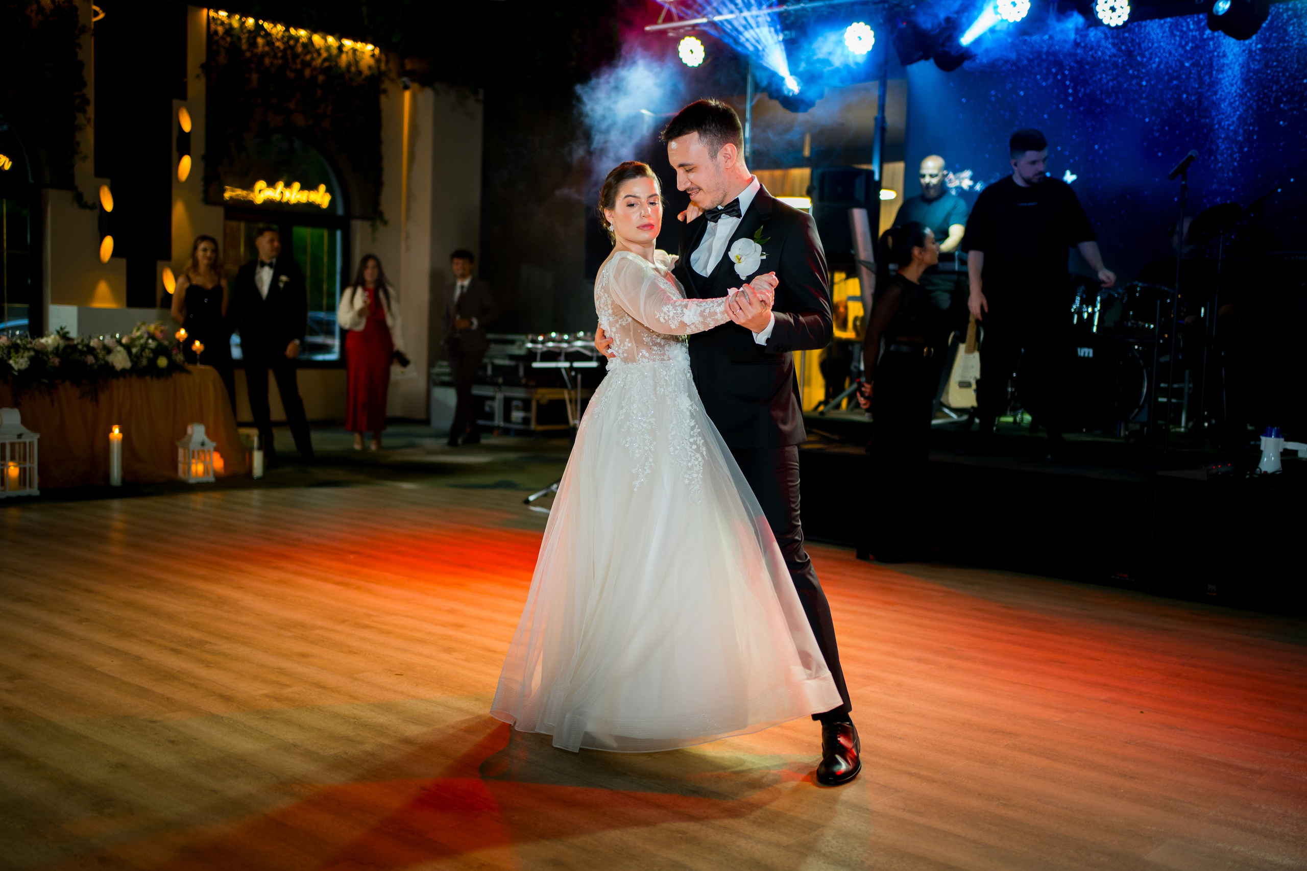 PARTY. Gabriel Florea — Fotograf nuntă București