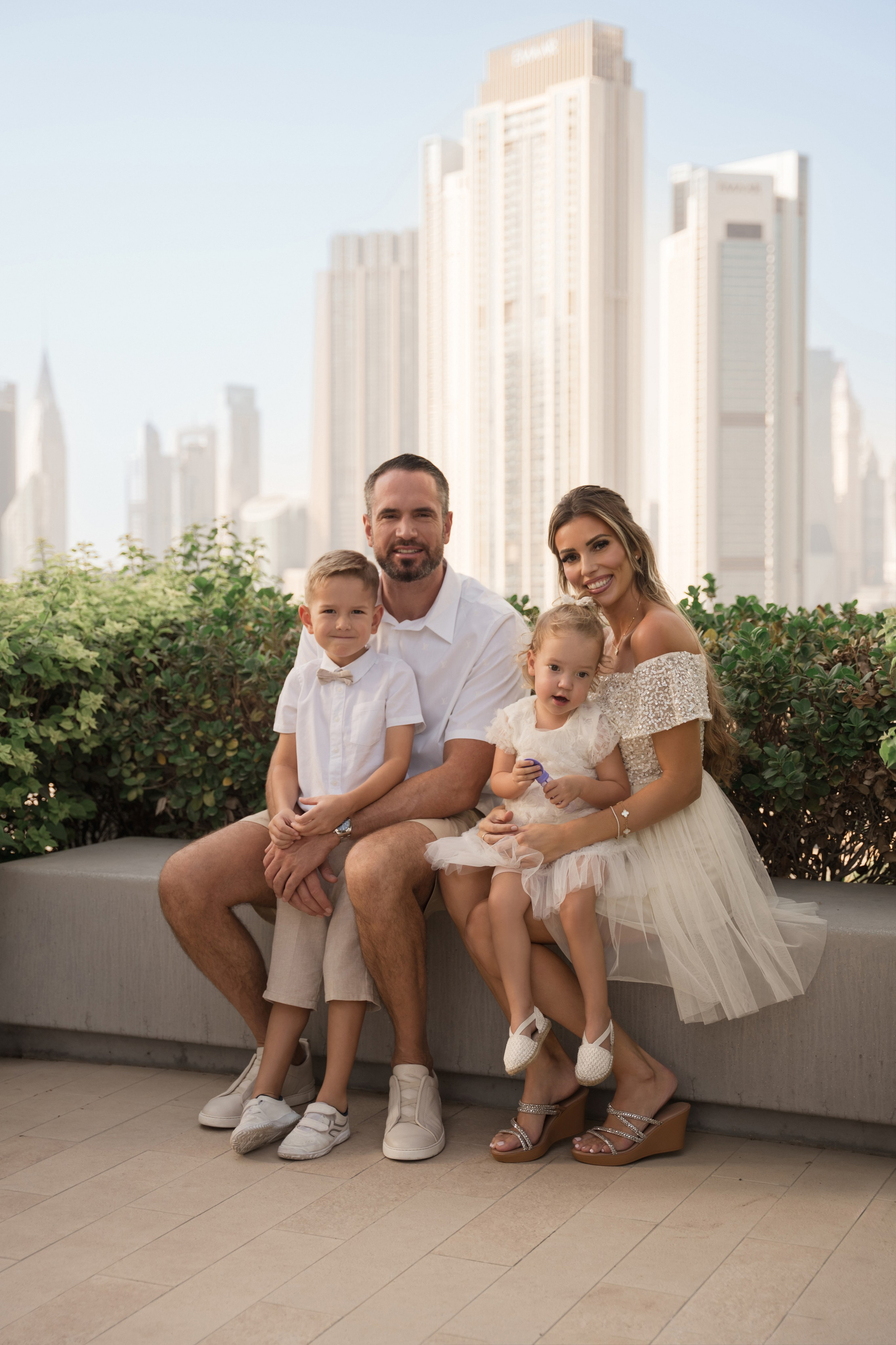 The heart of the city. Angela Iakovleva — Family Photographer in Dubai