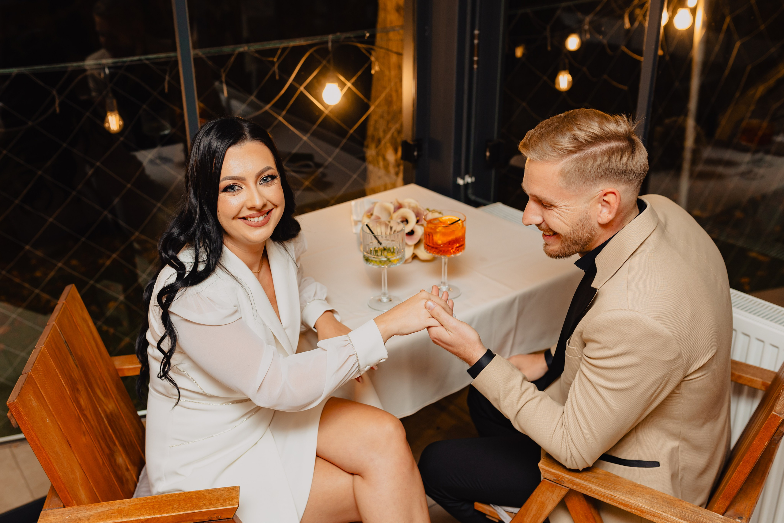 Fotograf de nunta — documenting your love story with a touch of editorial — wedding photographer