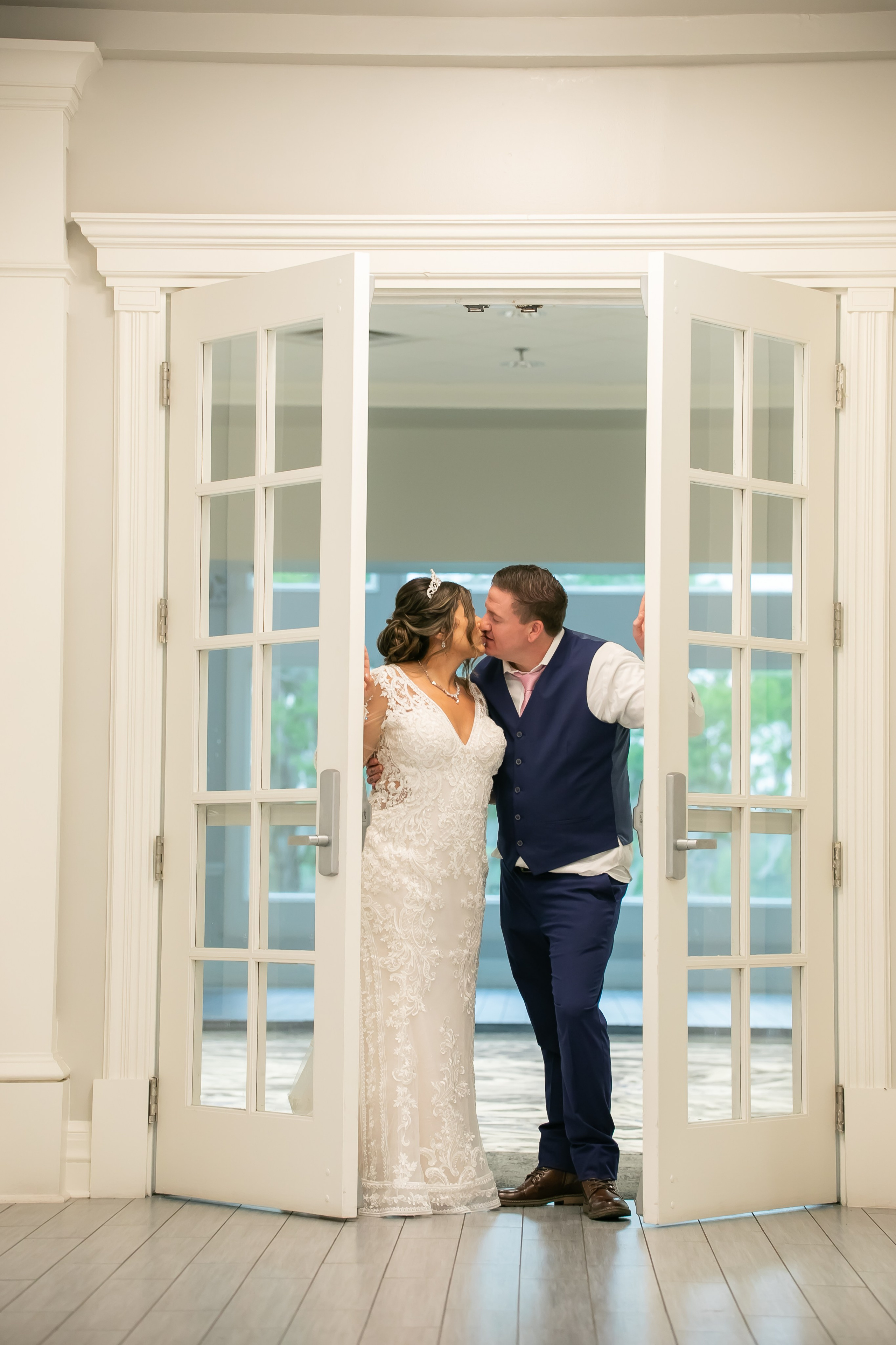 Wedding in The Lue Gardens intimate wedding photography. Lana Photography — Wedding & Family Photographer in Florida & Beyond