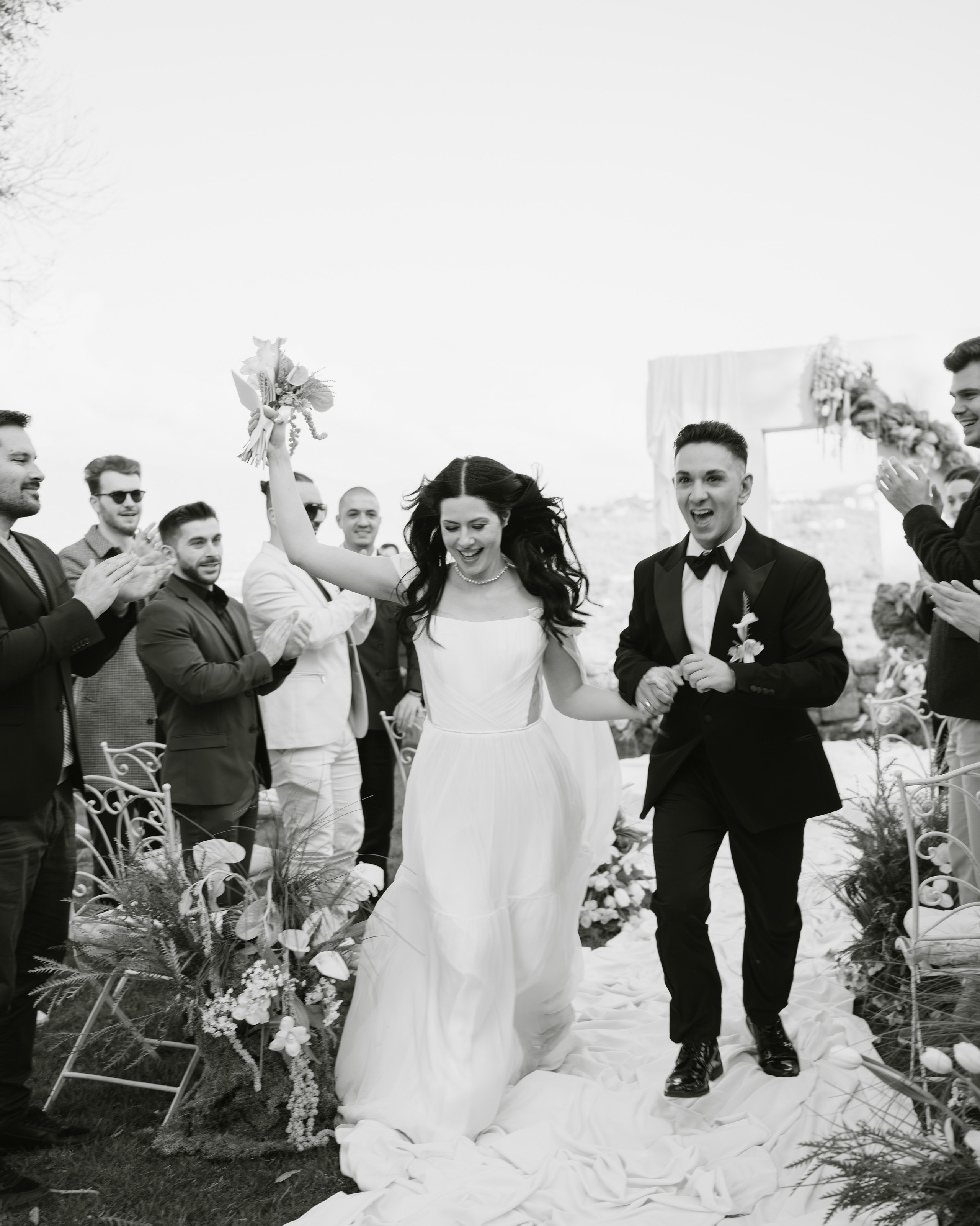 Castello di Rosciano Wedding Photographer Italy | The Mireas