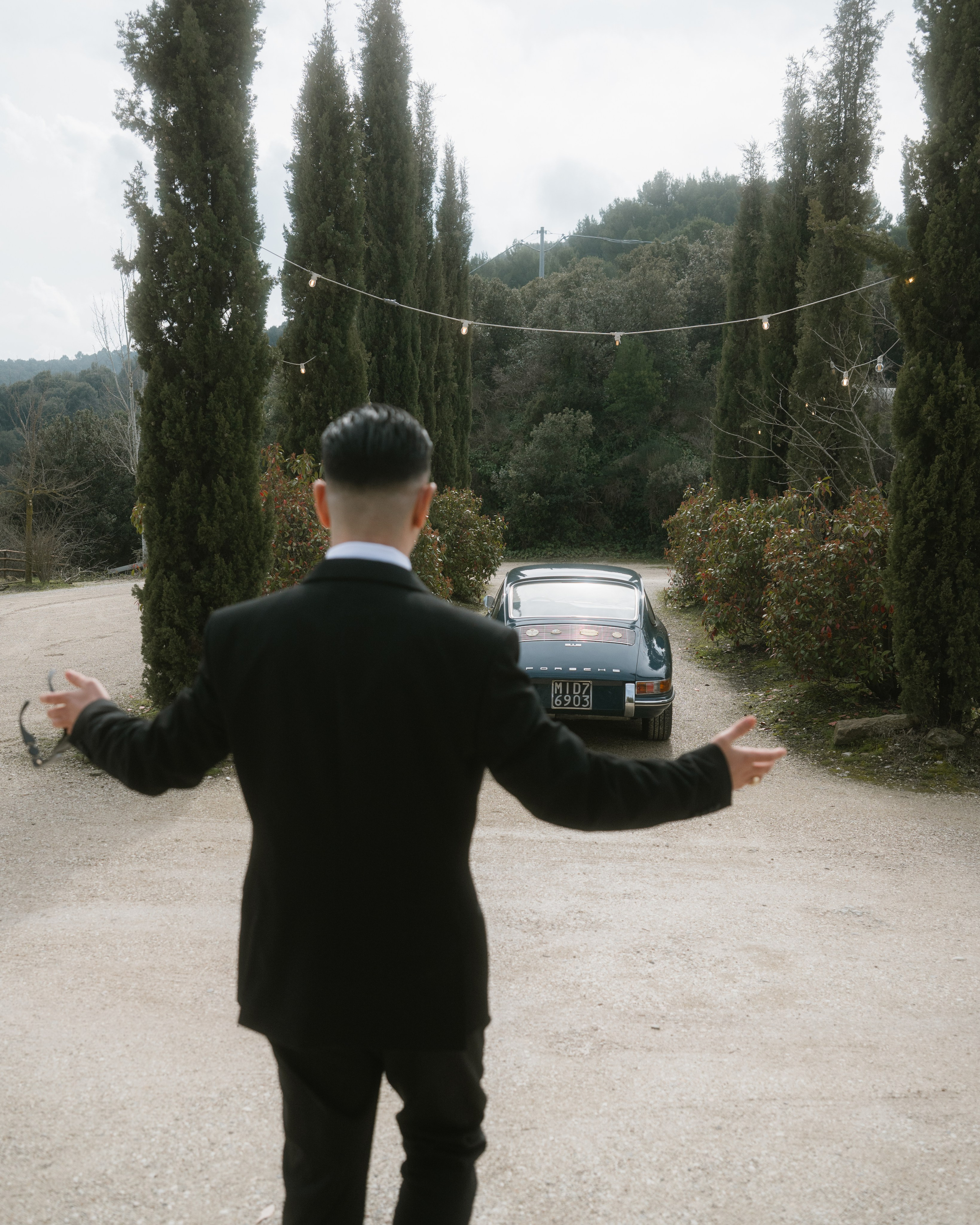 Castello di Rosciano Wedding Photographer Italy | The Mireas