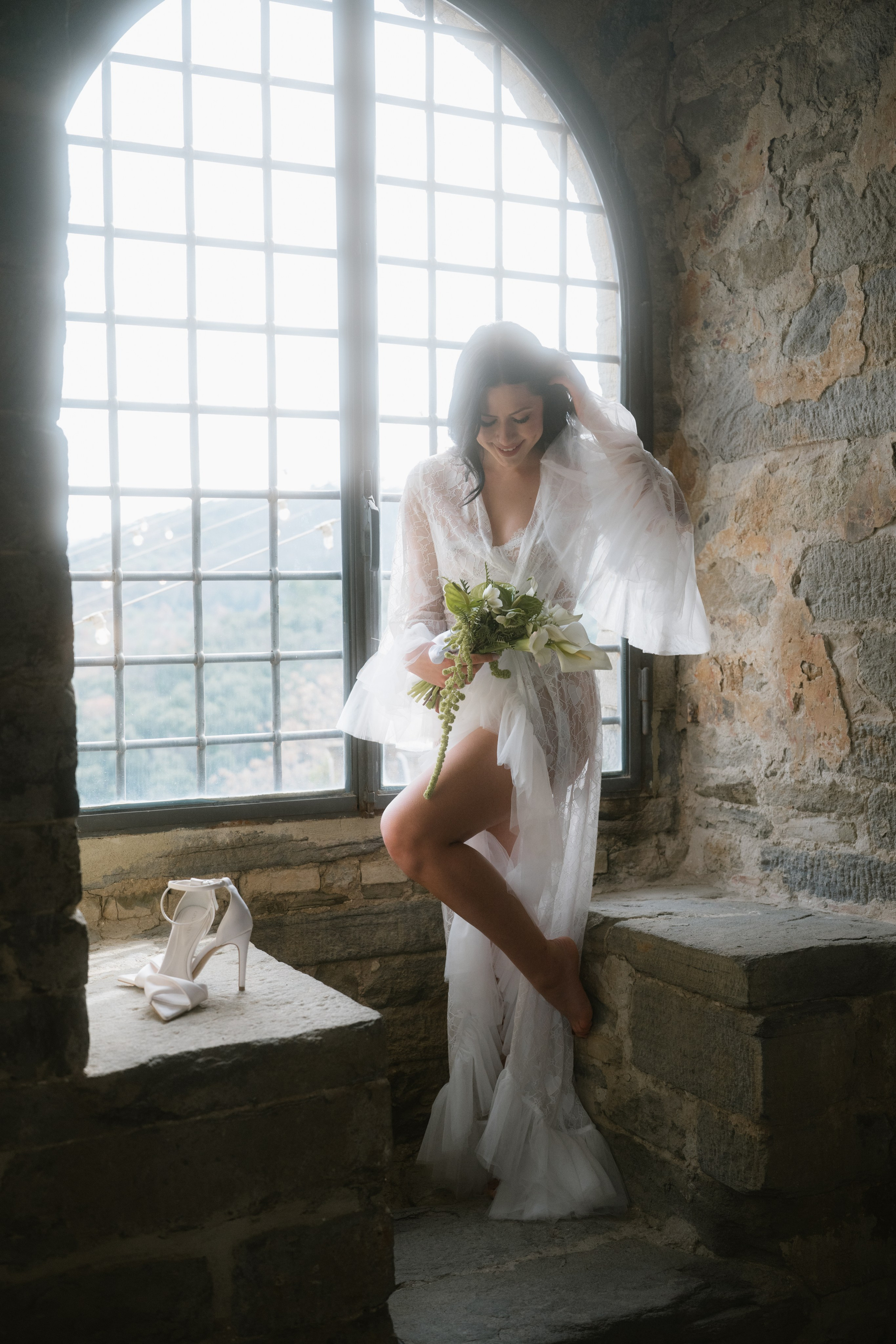 Castello di Rosciano Wedding Photographer Italy | The Mireas