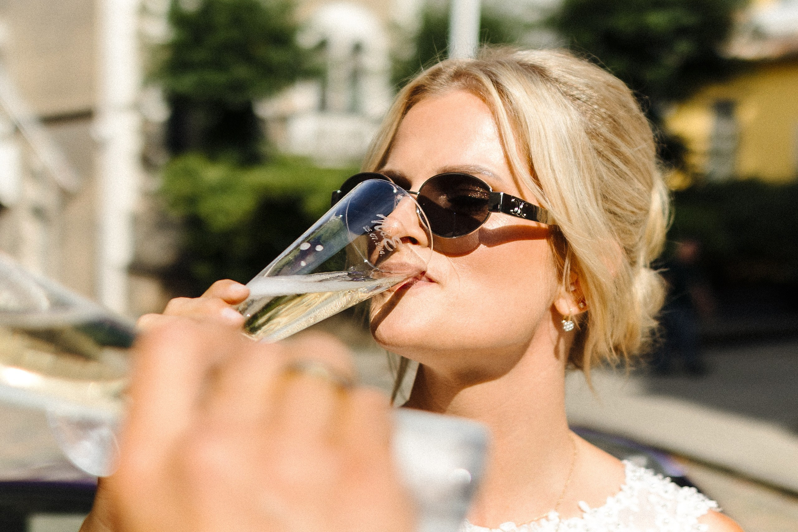 Юбилей свадьбы — 10 лет вместе, Porsche, страсть и стильная фотосессия в Риге. Евгений Тимофеев | Свадебный и контент-фотограф и видеограф в Риге