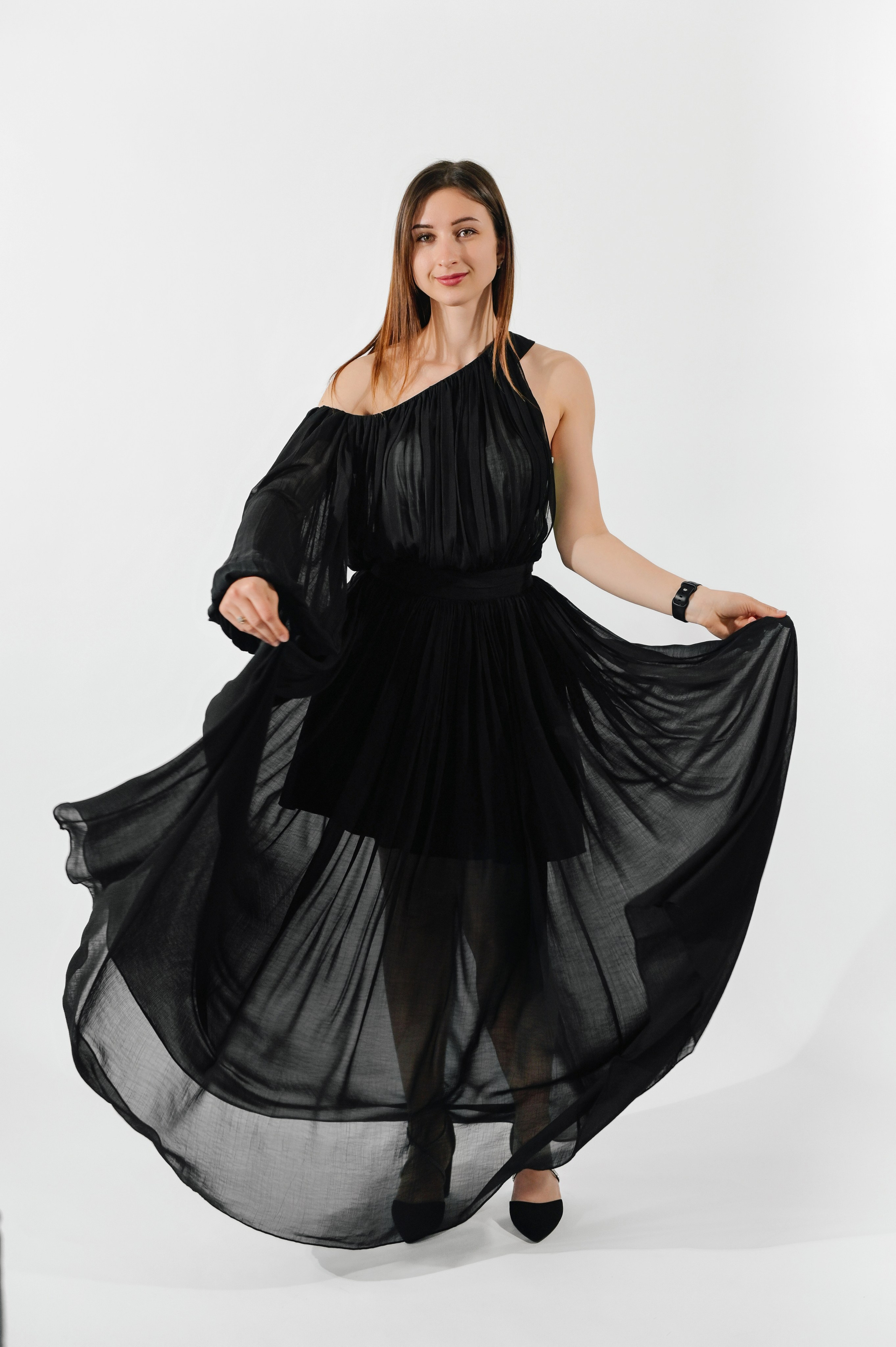 Rochie din voal. Designer vestimentar: elaborarea, proiectarea și confectionare…