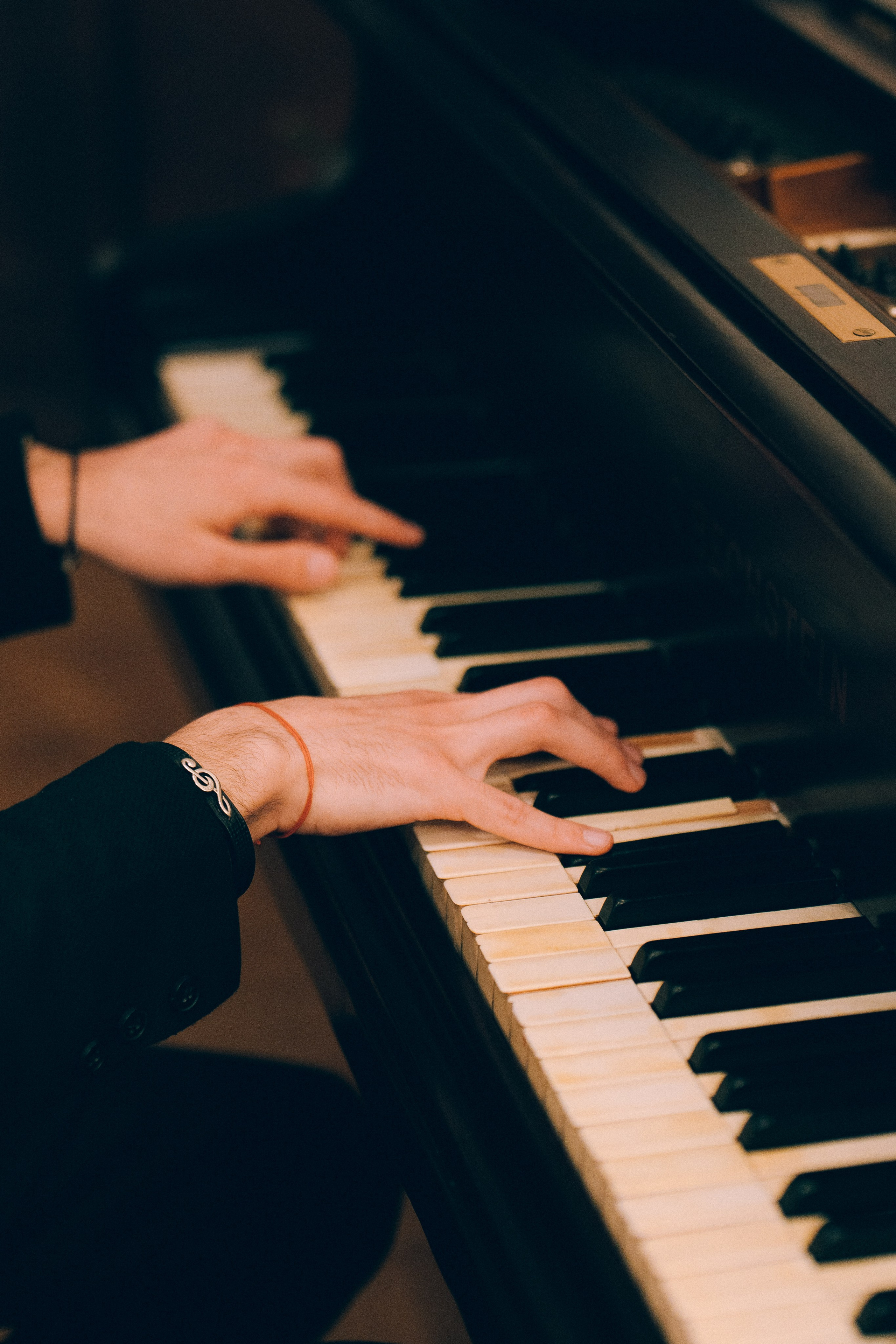 CIGAR CLUB. Wedding&Event photographer Ismail Rzayev in Baku