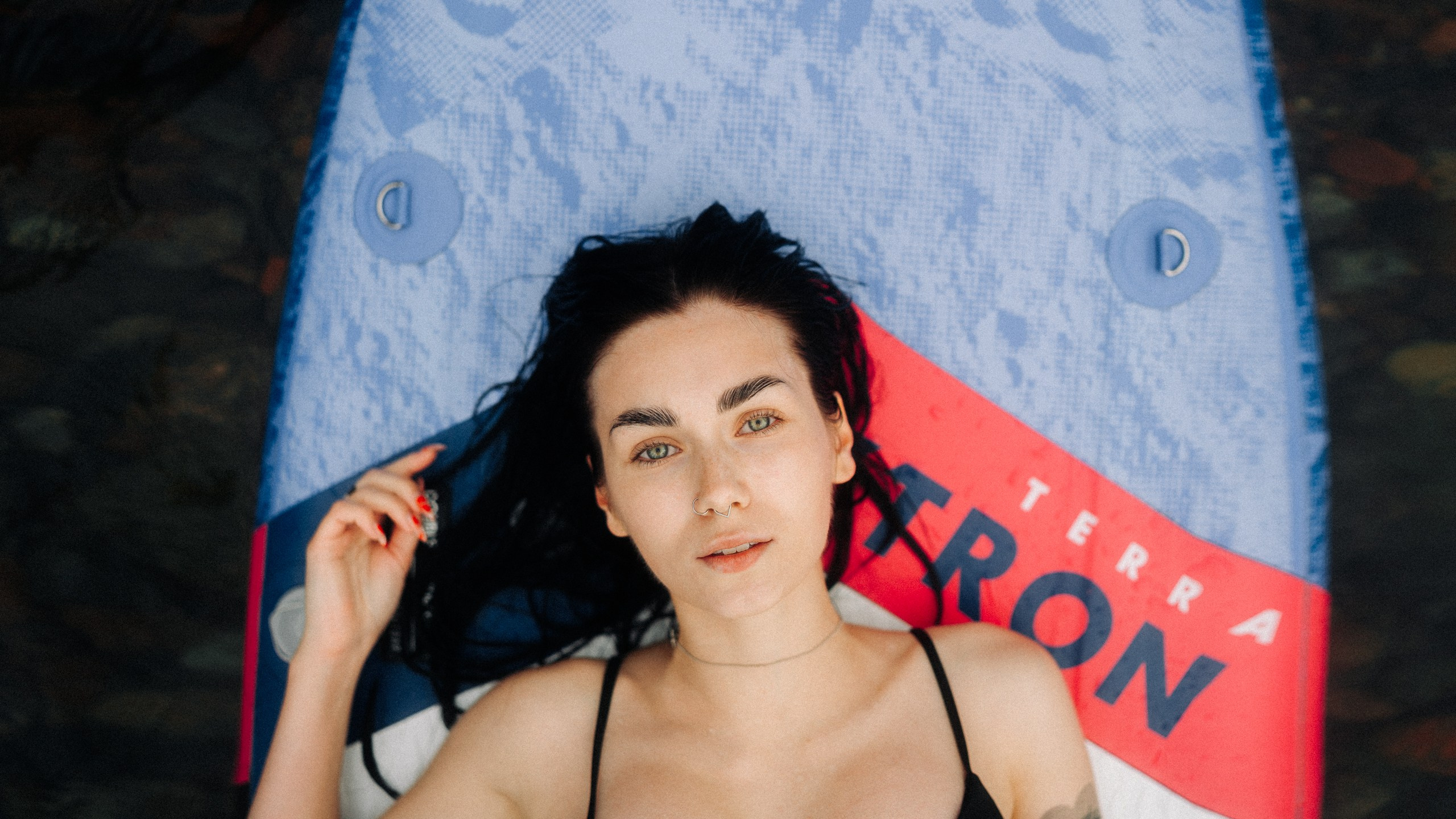 SUP board and Swimsuits. Couple and Family Photographer in Tallinn, Sasha Kaloshin