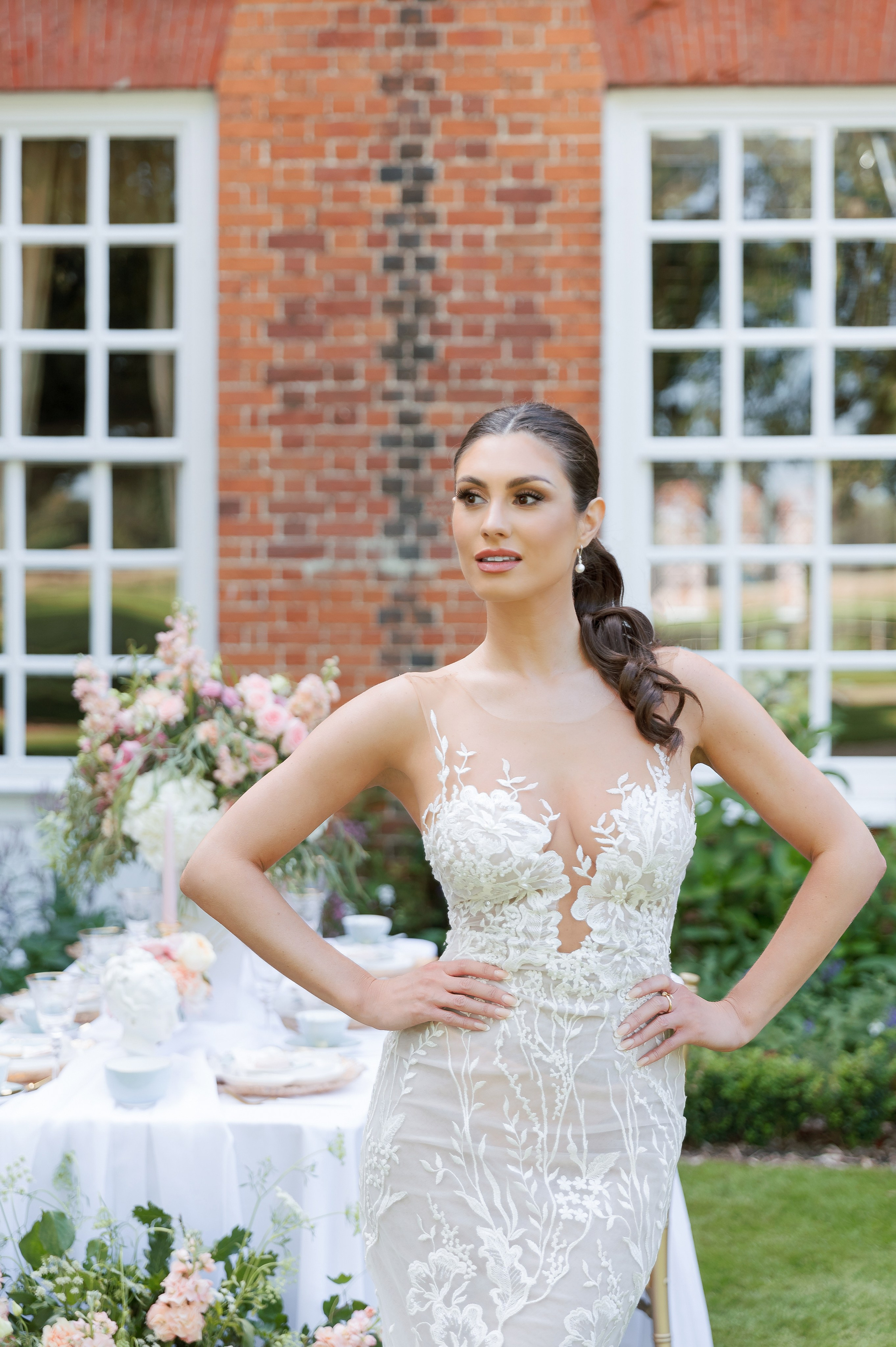 Regal Romance | Editorial Photoshoot at Gosfield Hall, London Estat. YES I DO PRODUCTION — Wedding photography&videography