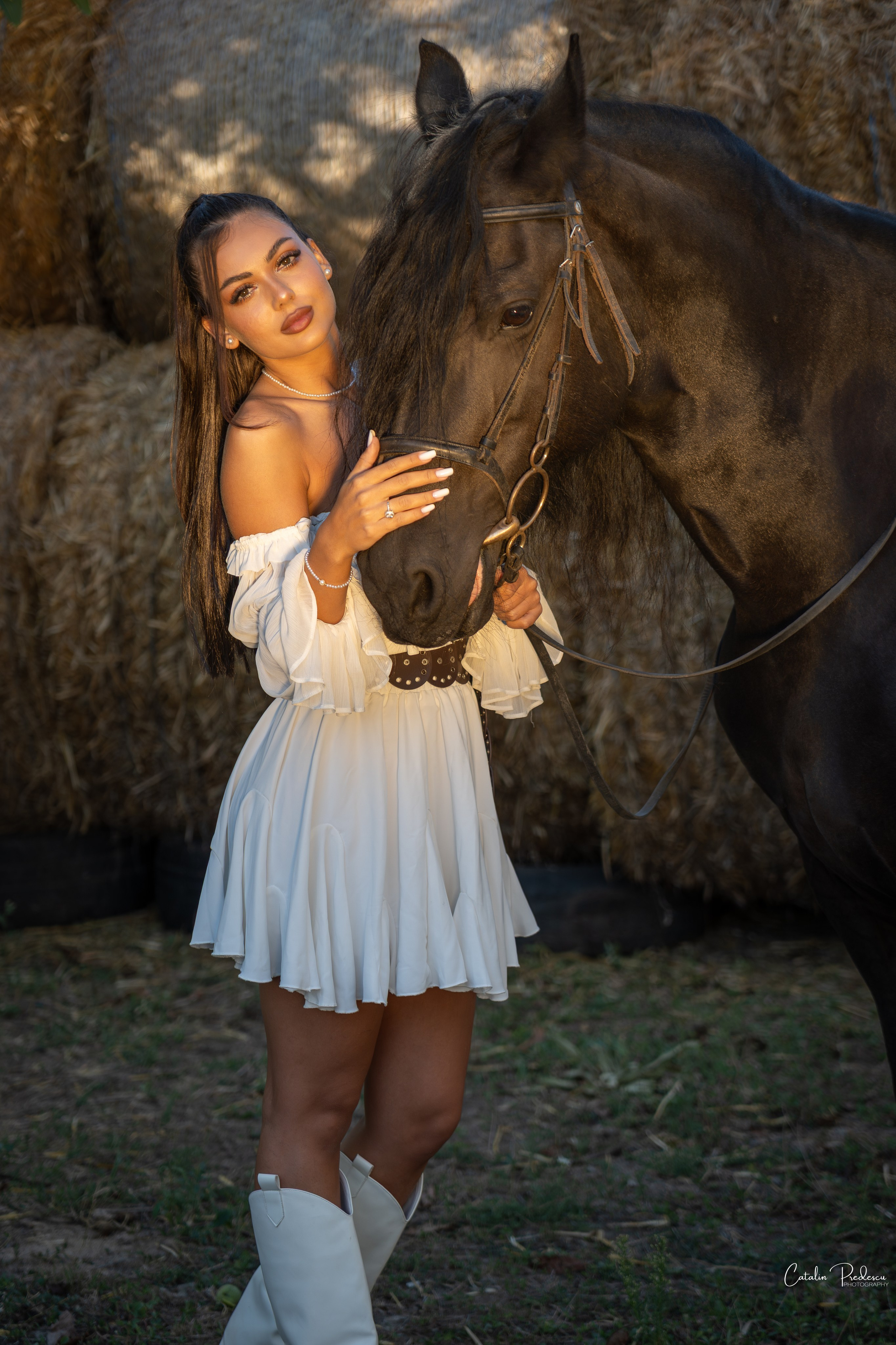 Codruța la Băile Herculane – naturalețe, expresivitate și lumină autentică. Event, portrait, and lifestyle photographer