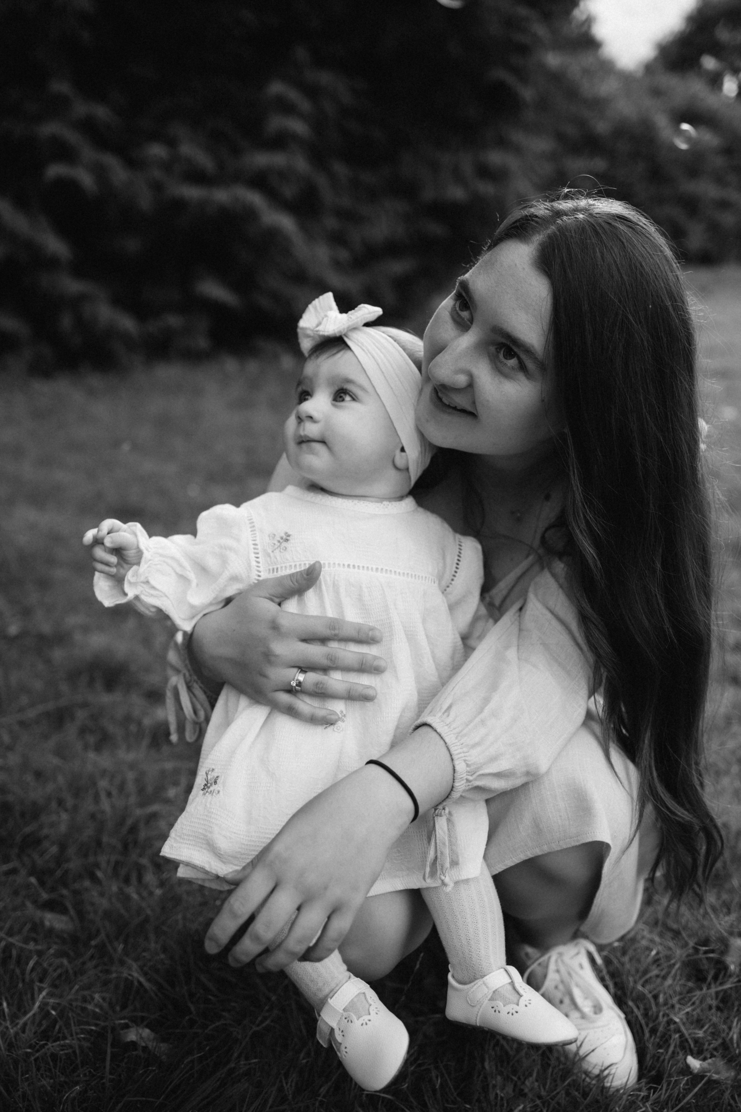 Pergola gardens. Photographer in Milton Keynes, Northampton & London — Wedding, Family & Portrait Photography