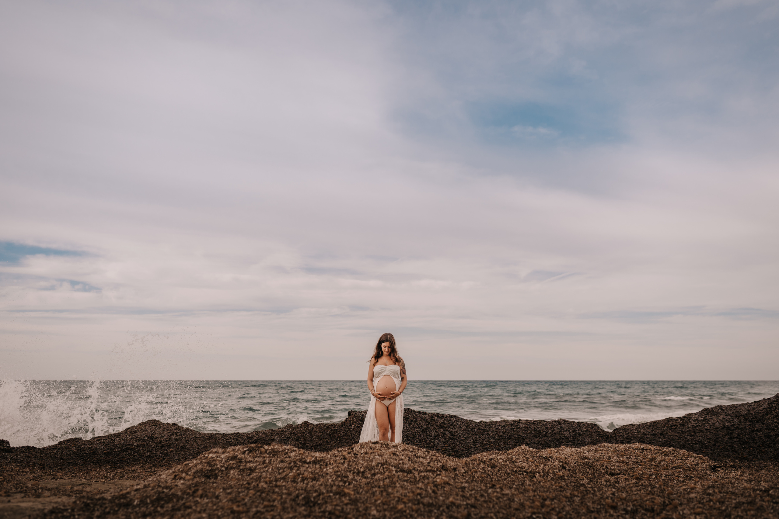 HAVING FUN ON THE BEACH. SPLASH Fotógrafo de bodas y familias en Palma de Mallorca | Mauricio Alcibar