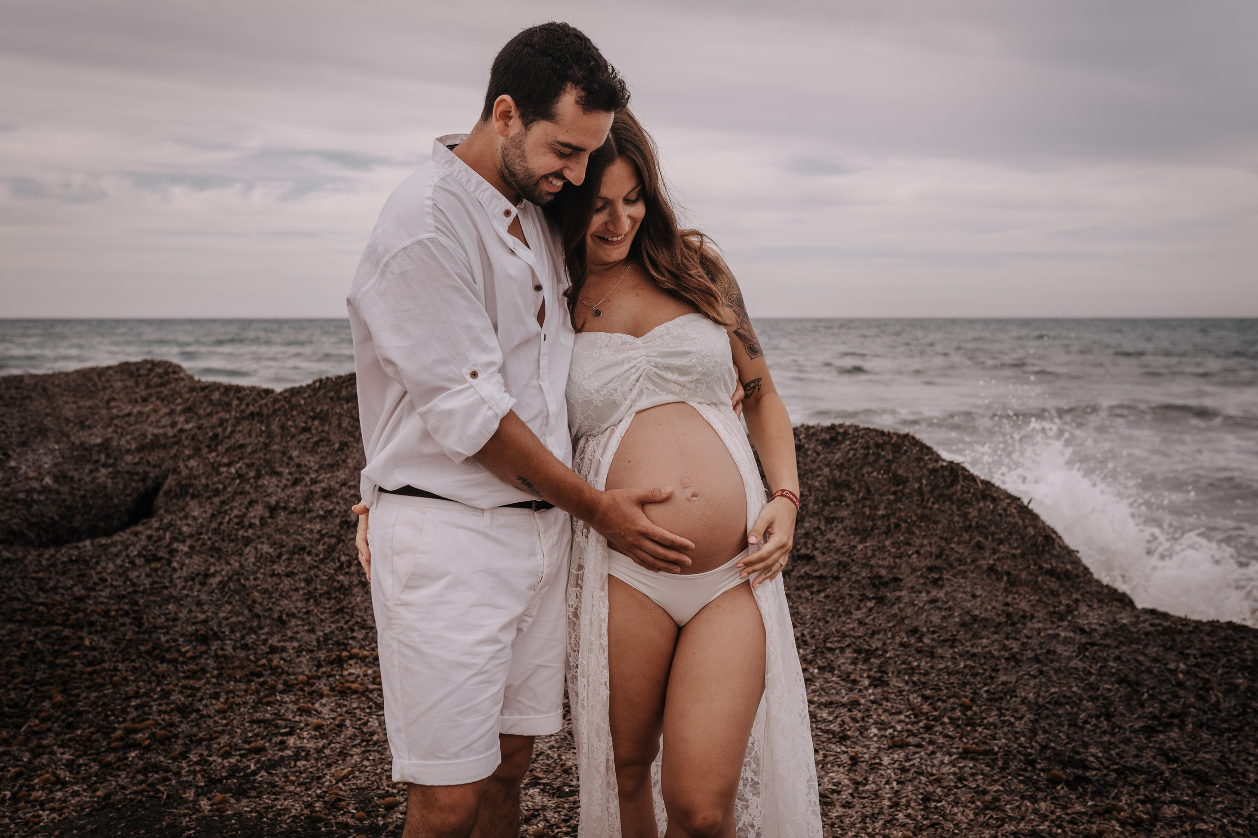 HAVING FUN ON THE BEACH. SPLASH Fotógrafo de bodas y familias en Palma de Mallorca | Mauricio Alcibar