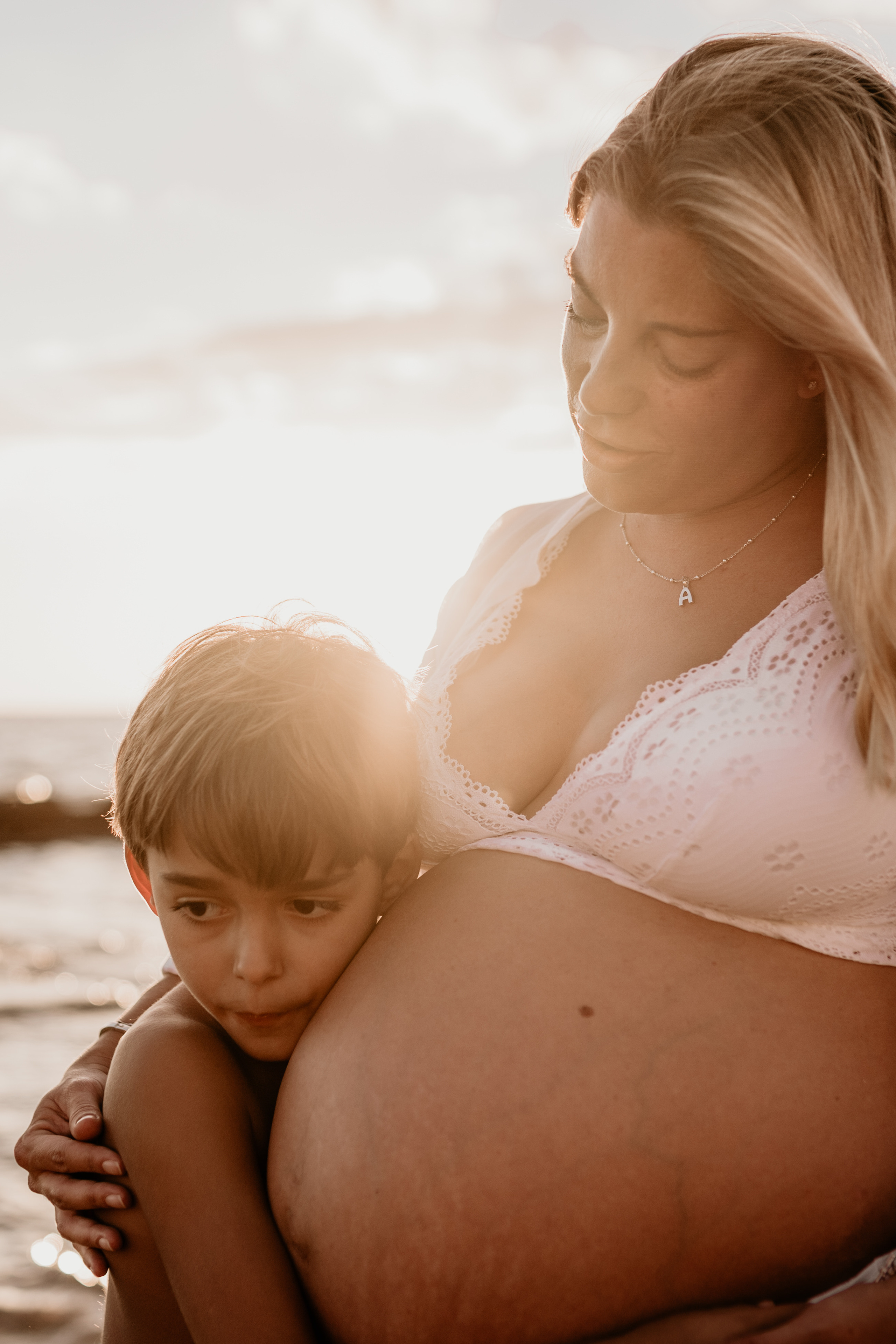 Fotografía familiar natural en Mallorca. Mauricio Alcibar – Fotógrafo de bodas y familias en Palma de Mallorca
