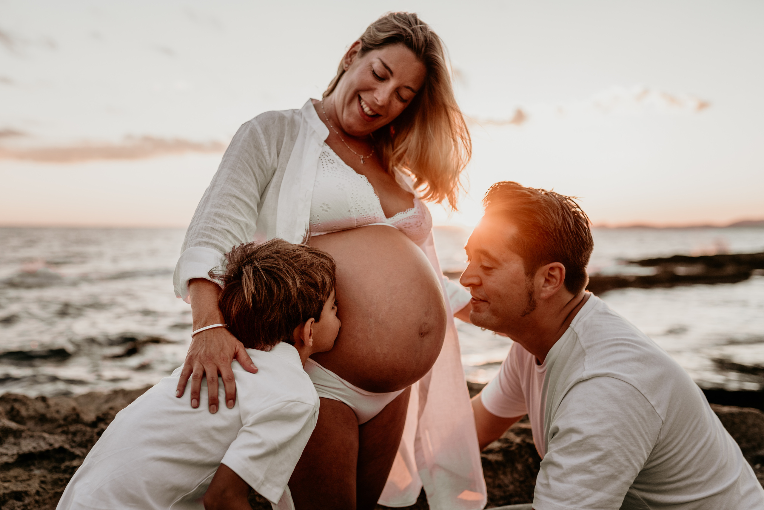 Fotografía familiar natural en Mallorca. Mauricio Alcibar – Fotógrafo de bodas y familias en Palma de Mallorca