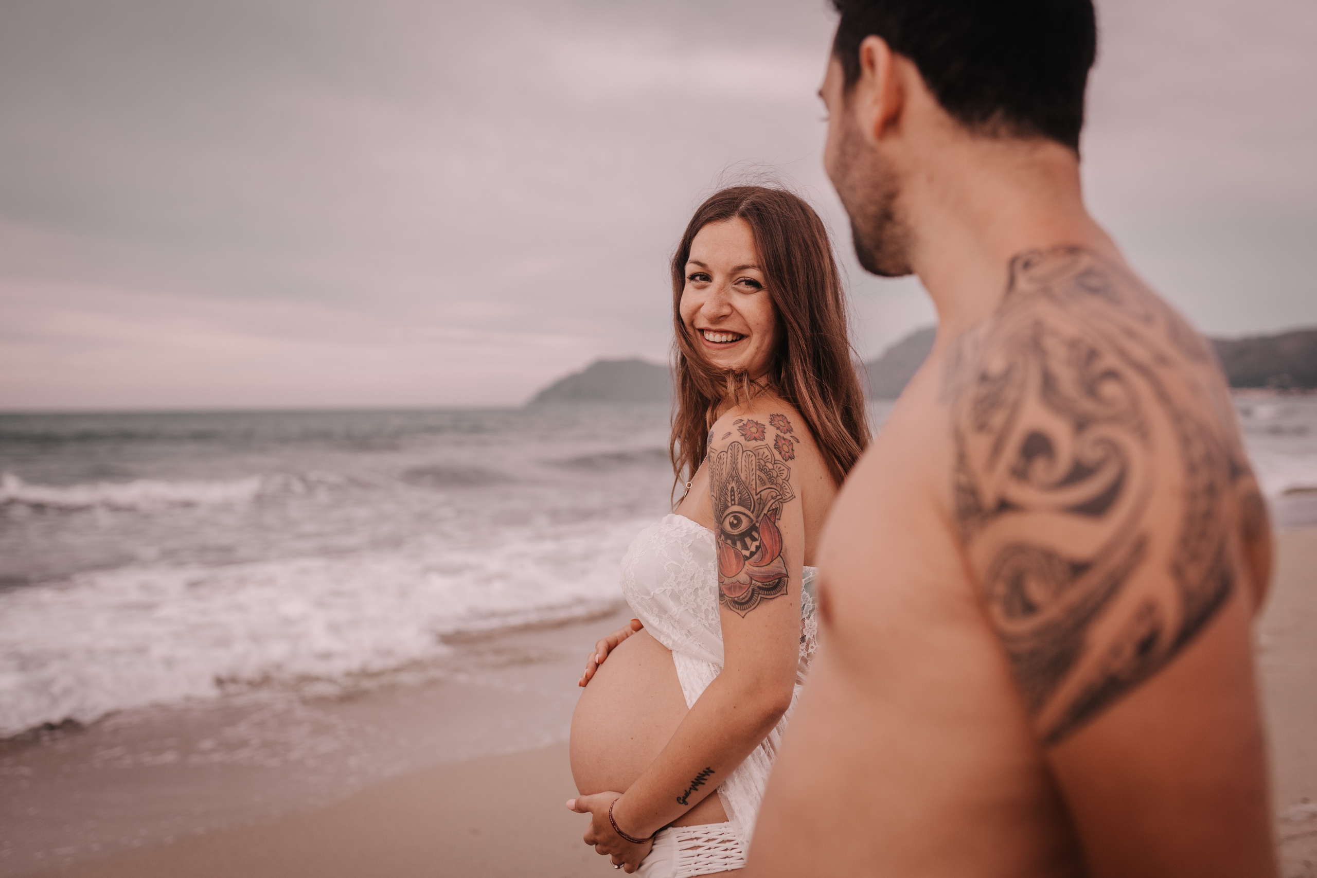HAVING FUN ON THE BEACH. SPLASH Fotógrafo de bodas y familias en Palma de Mallorca | Mauricio Alcibar