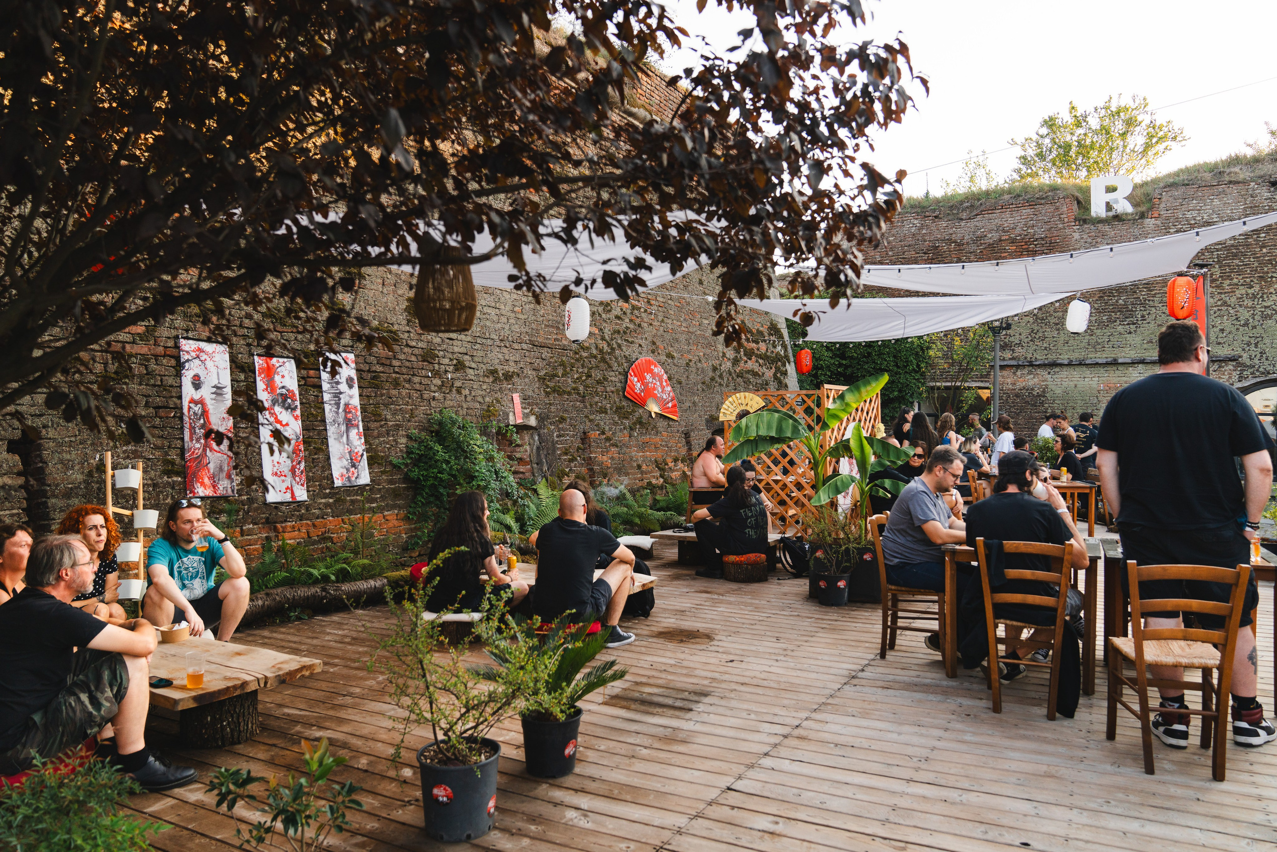 Dark Bombastic Evening (Editia 11 — 2025). Fotograf evenimente. Fotograf nunta. Fotograf Botez. Mihaela Savu