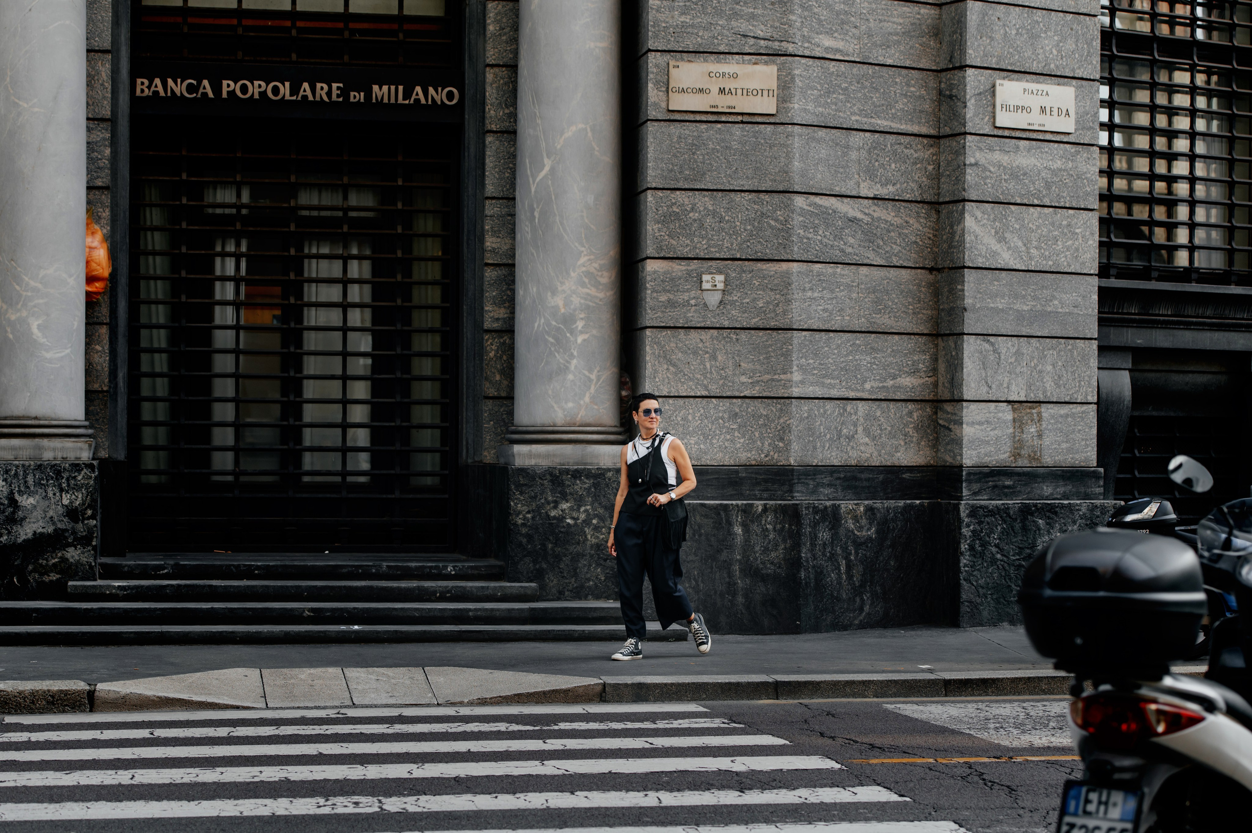 Milan, Autumn 🍂, Julia. Wedding photographer from Moldova Alexey Chipchiu
