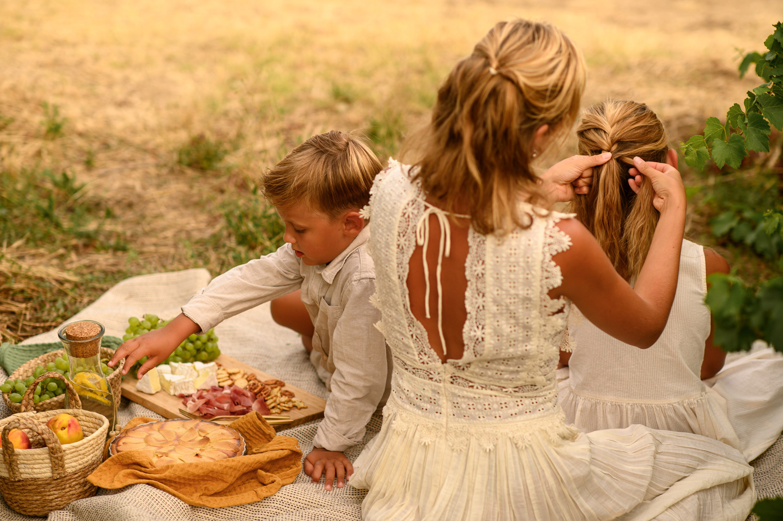 Maria, Sofia, Makhail. Family, children, portrait, and event photography in Thessaloniki