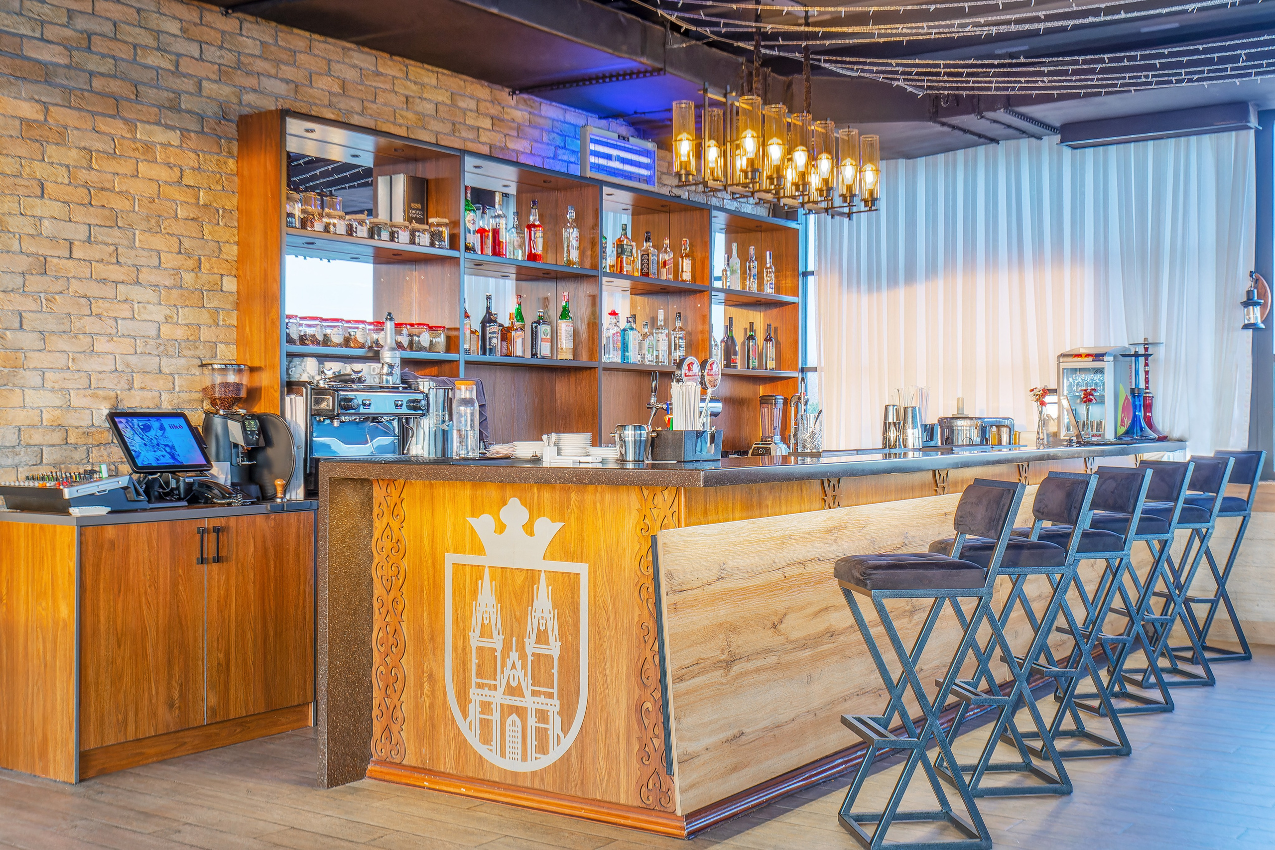 ОНЛАЙН — ГАЛЛЕРЕЯ