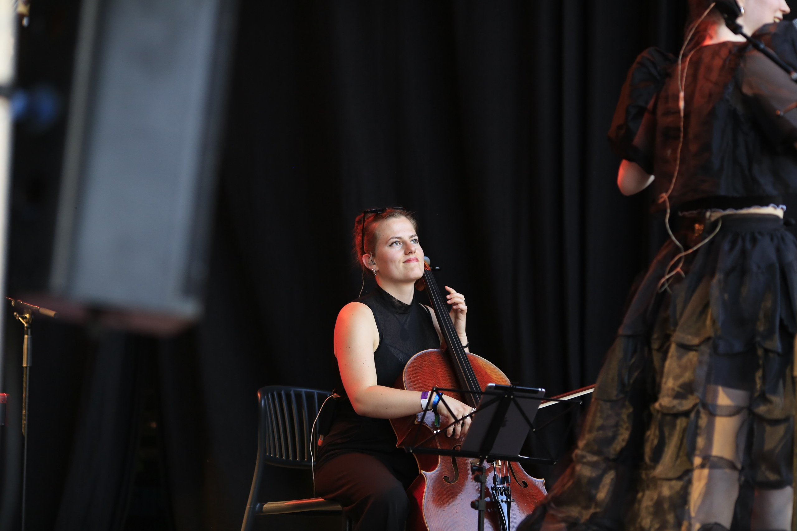 Music concerts. Portret photographer in Switzerland Artur Magpie