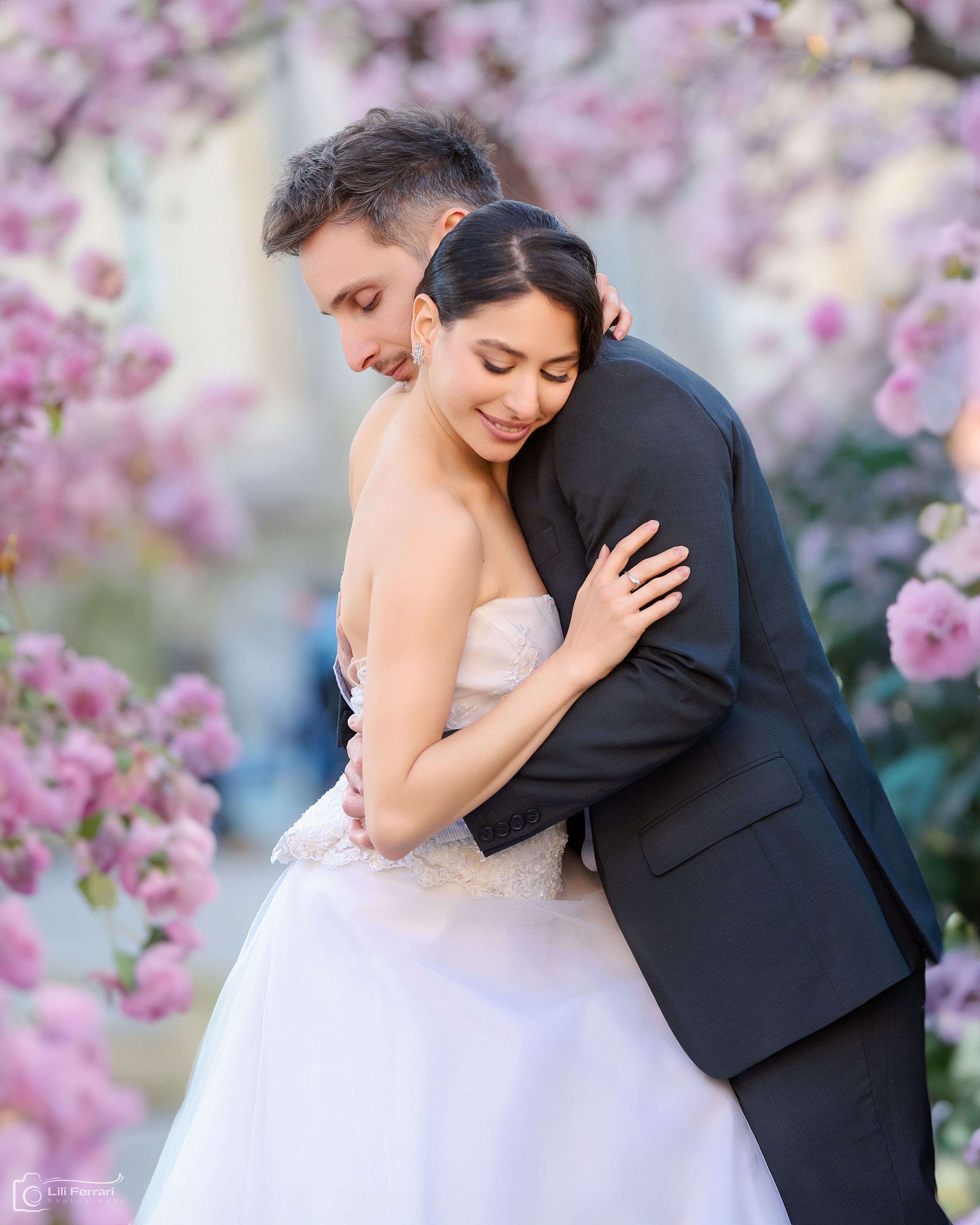 Sofia & Stefano. Fotografo matrimonio Lago di Como Ferrari Media Production
