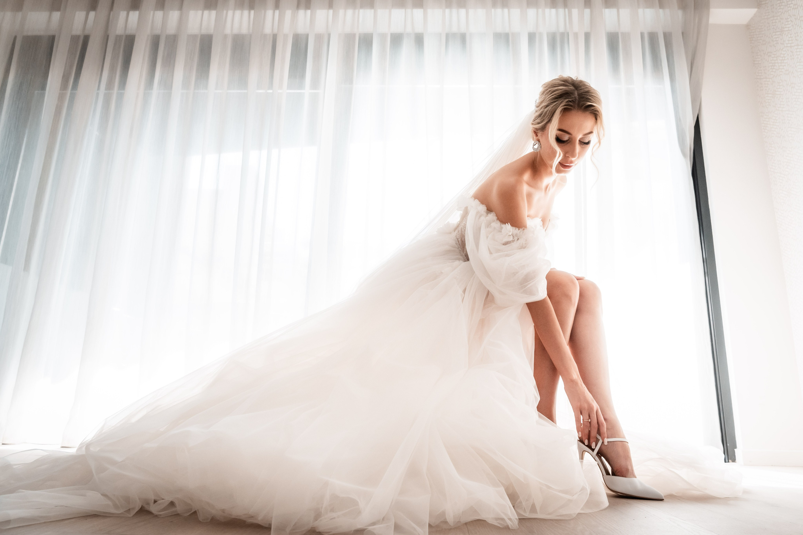 Adoro.Pro — Andriy Doroshkevych — Editorial wedding & event photography and videography in Europe