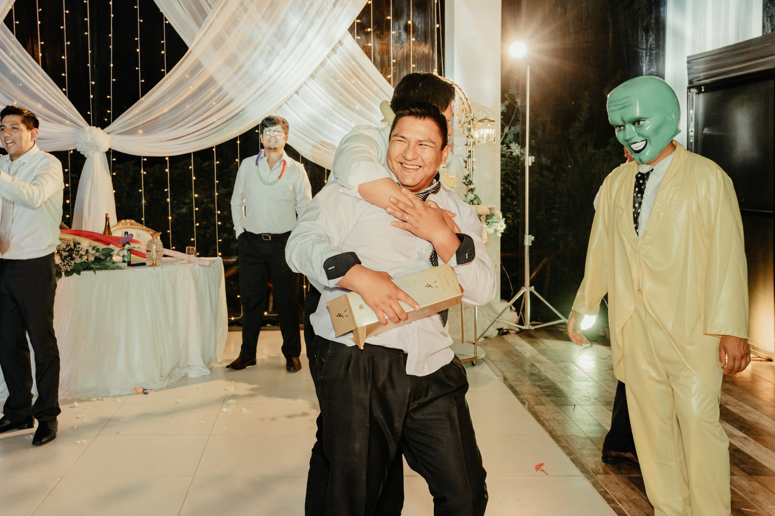 VANIA + LUIS BODA CIVIL. Studio KVTA | Fotografía y Video de Bodas en Arequipa