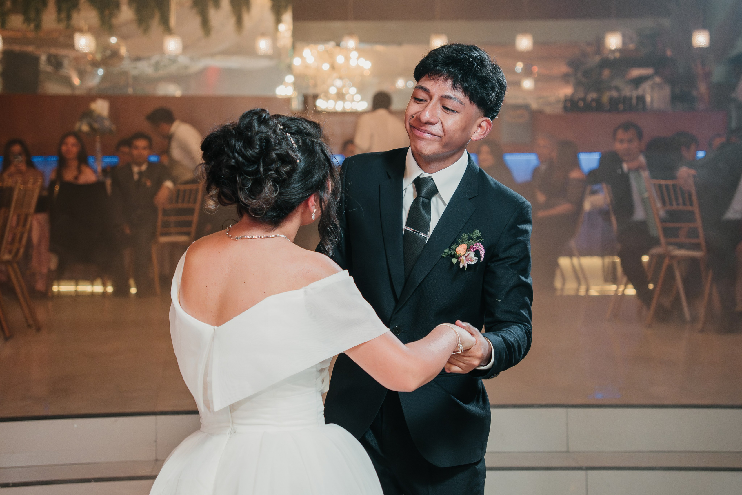 ALEJANDRA + RODRIGO BODA RELIGIOSA. Studio KVTA | Fotografía y Video de Bodas en Arequipa