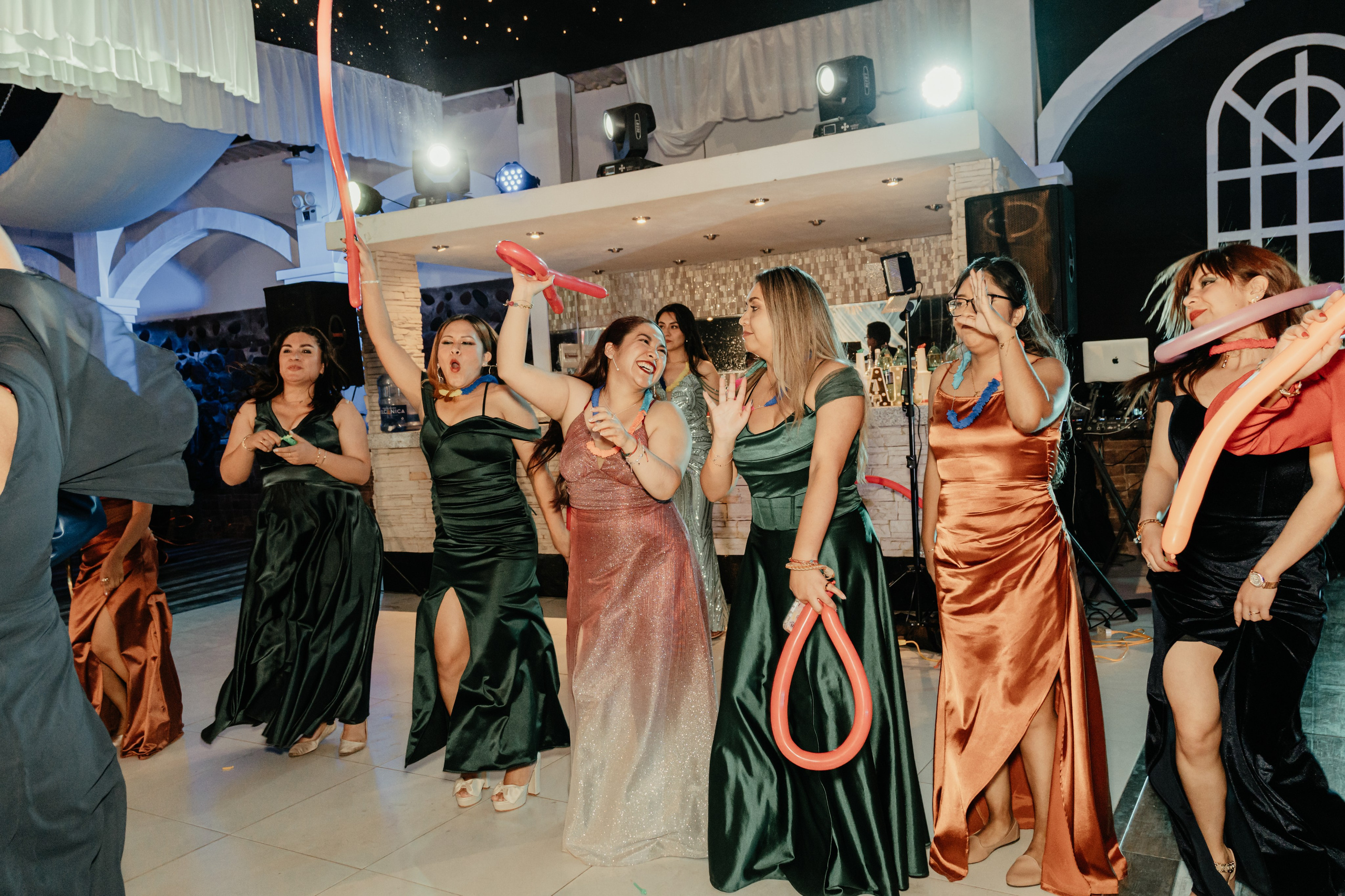 VANIA + LUIS BODA CIVIL. Studio KVTA | Fotografía y Video de Bodas en Arequipa