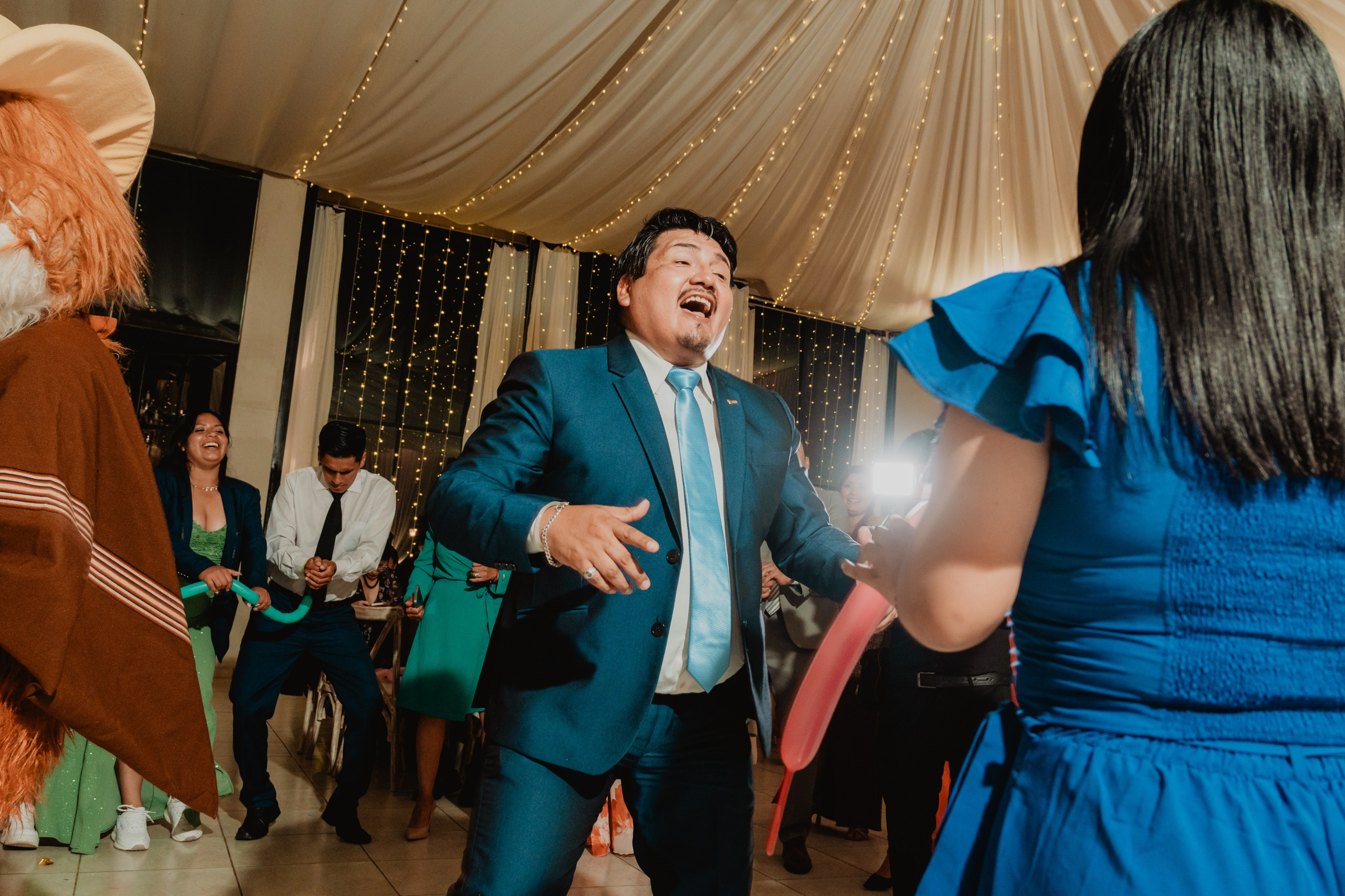FERNANDO + MARIBEL | BODA RELIGIOSA. Studio KVTA | Fotografía y Video de Bodas en Arequipa