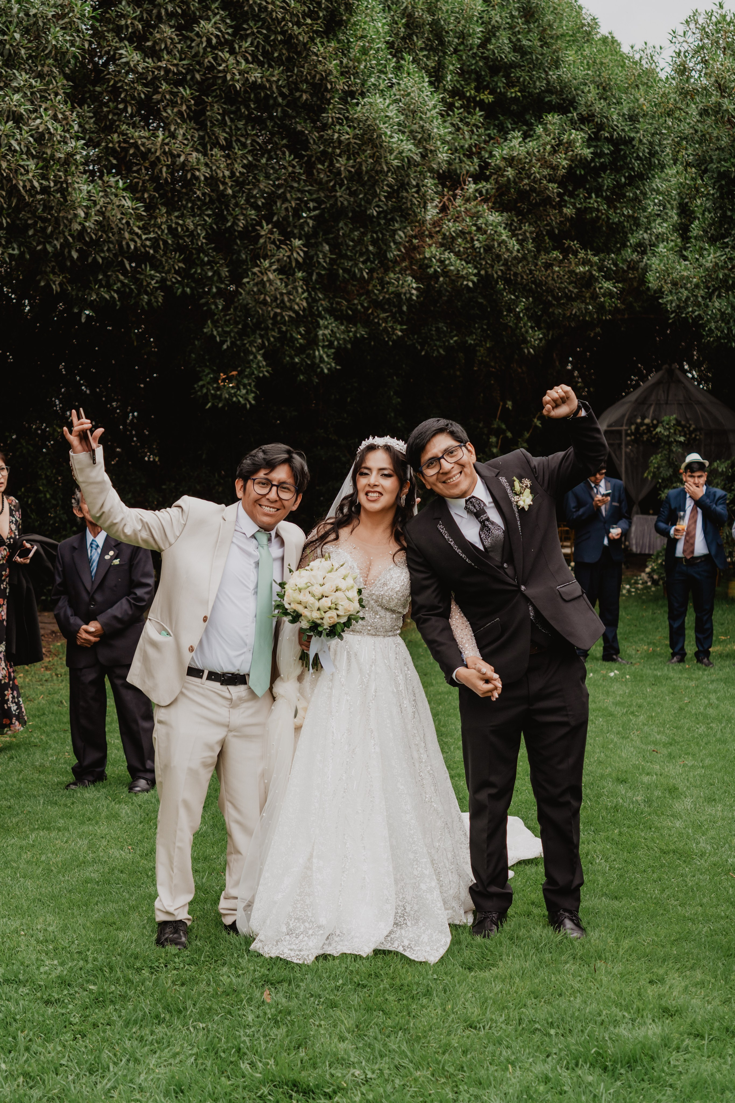 FERNANDO + MARIBEL | BODA RELIGIOSA. Studio KVTA | Fotografía y Video de Bodas en Arequipa