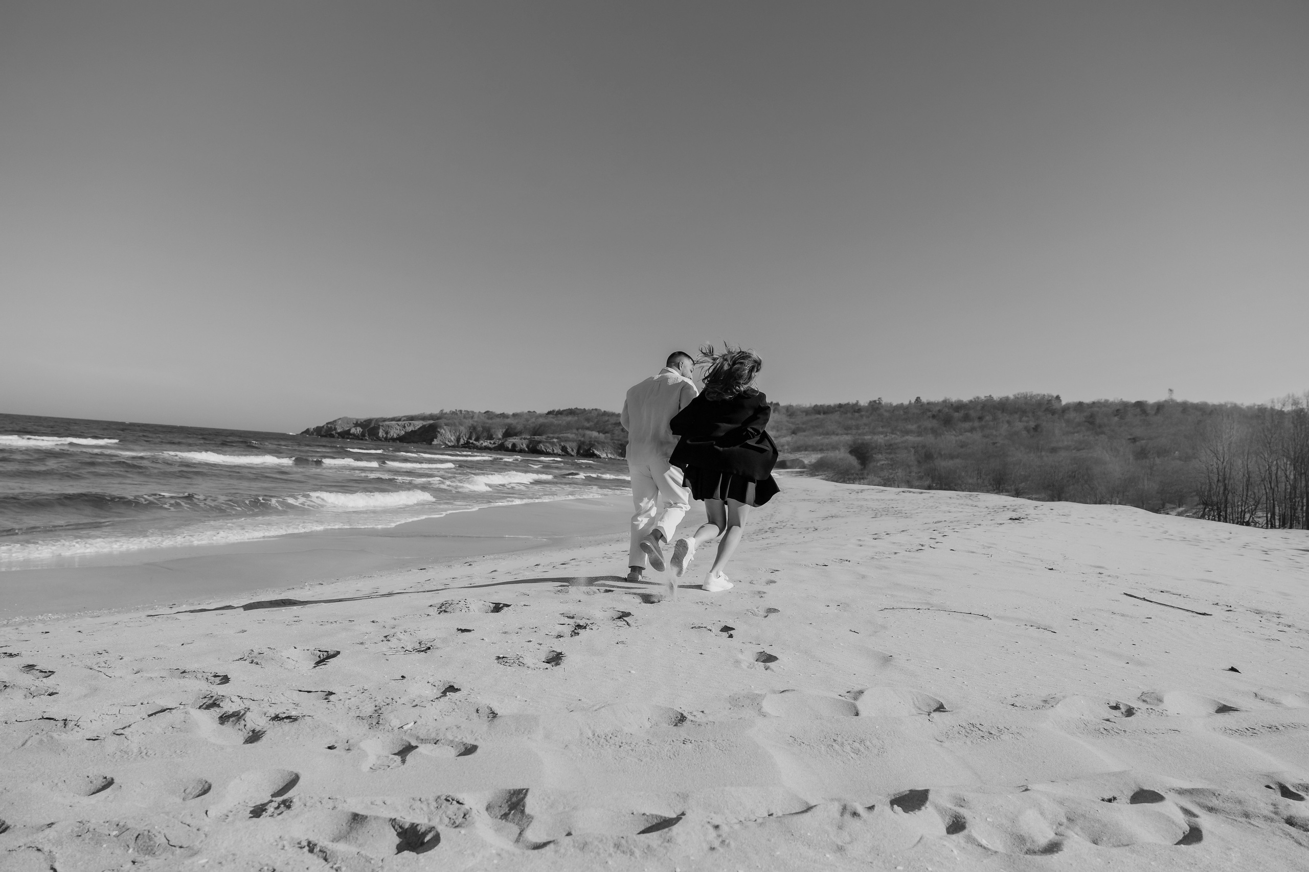 Годеж на плажа. Фотограф Ирина Йотова