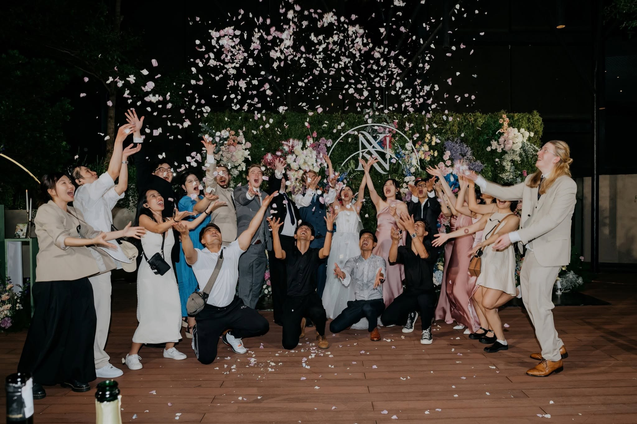 𝐊𝐞𝐥𝐥𝐢𝐞 & 𝐍𝐢𝐤𝐥𝐚𝐬 / Destination Wedding. Saigon Wedding Present | Art Beyond Moments