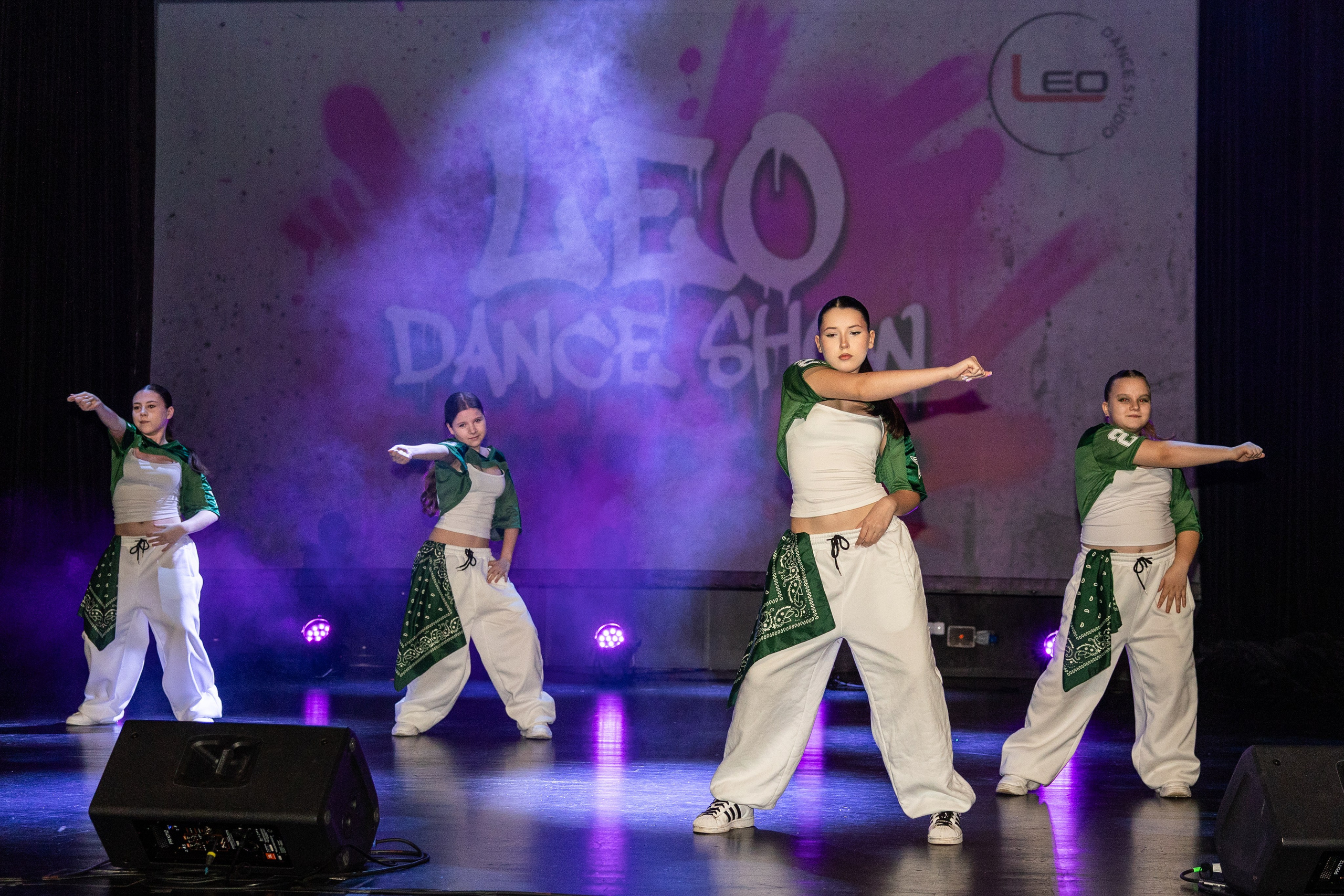 LEO DANCE SHOW WINTER 2025. Семейный и детский фотограф в Варшаве Мила Бобровская