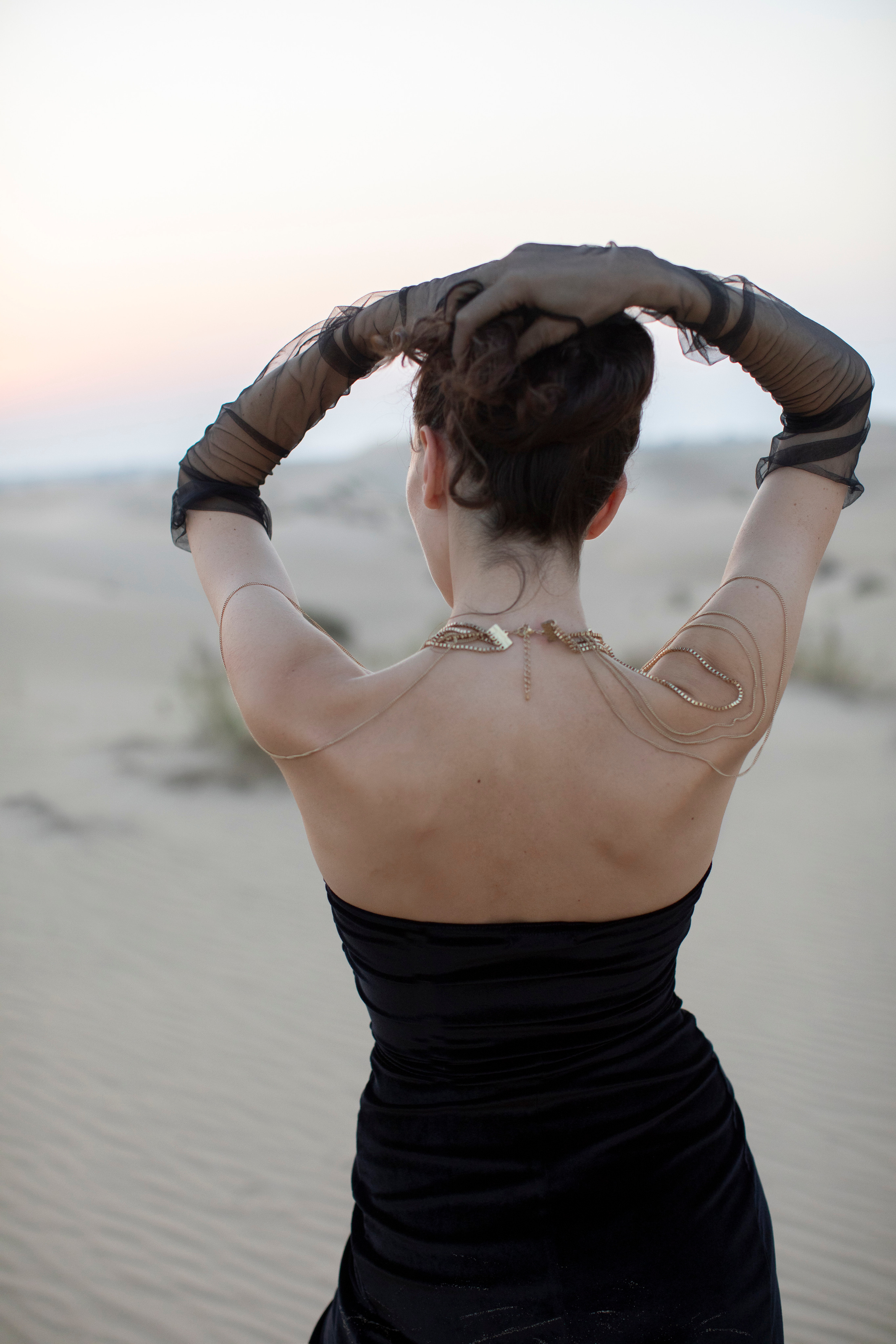 Lost in the desert. Main