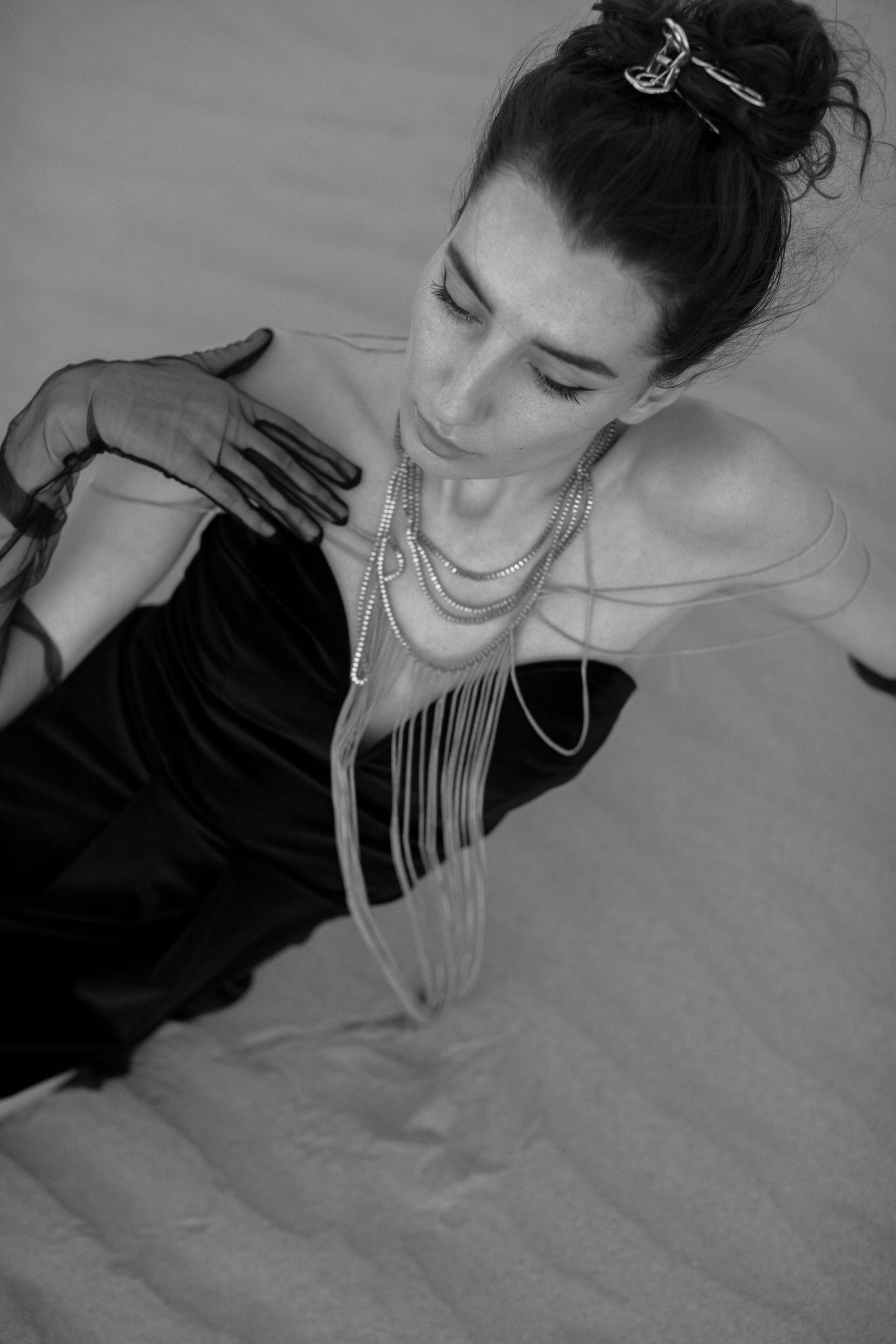 Lost in the desert. Main