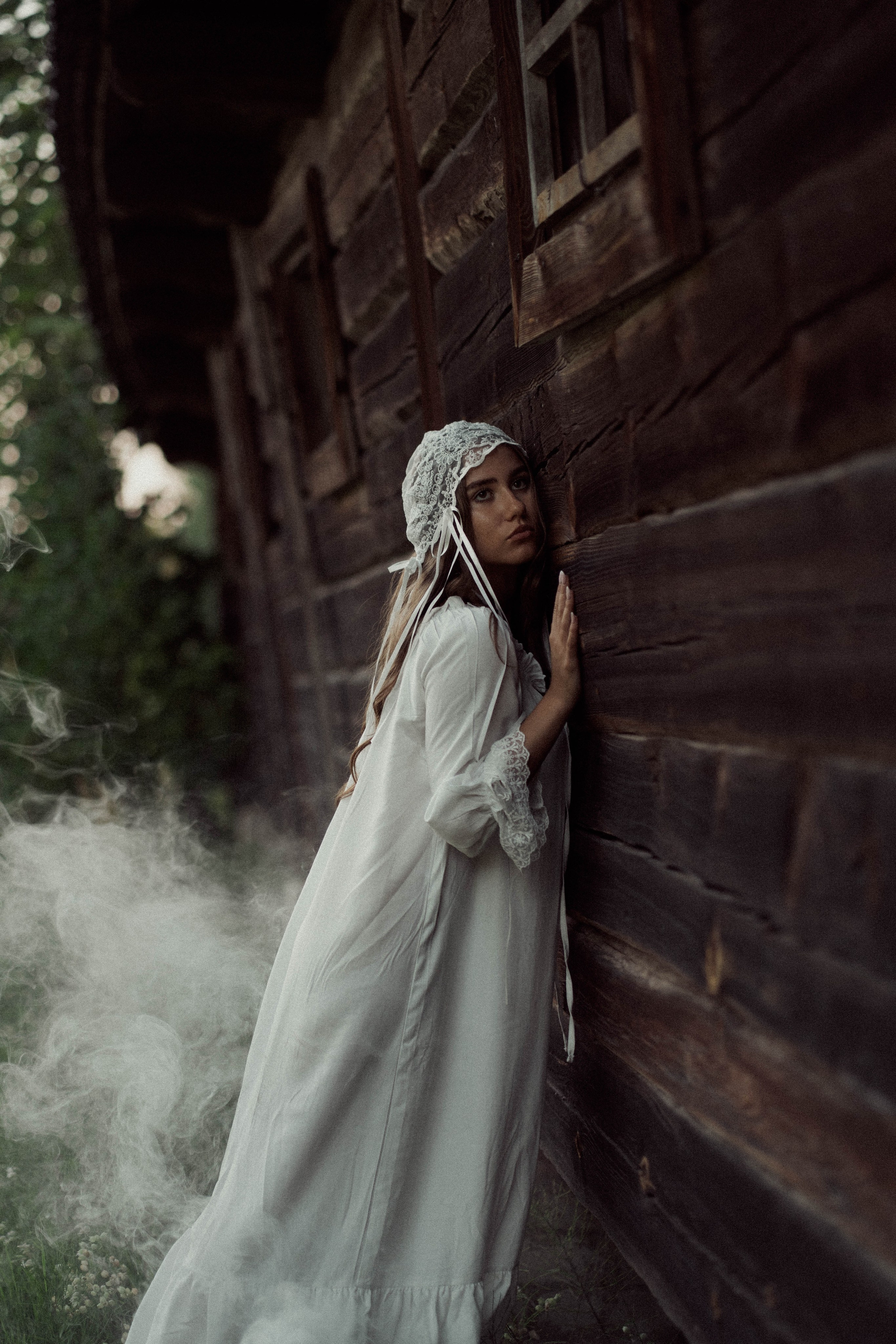 Ugnė obelų sode. Fotografija — Olga Bojarin