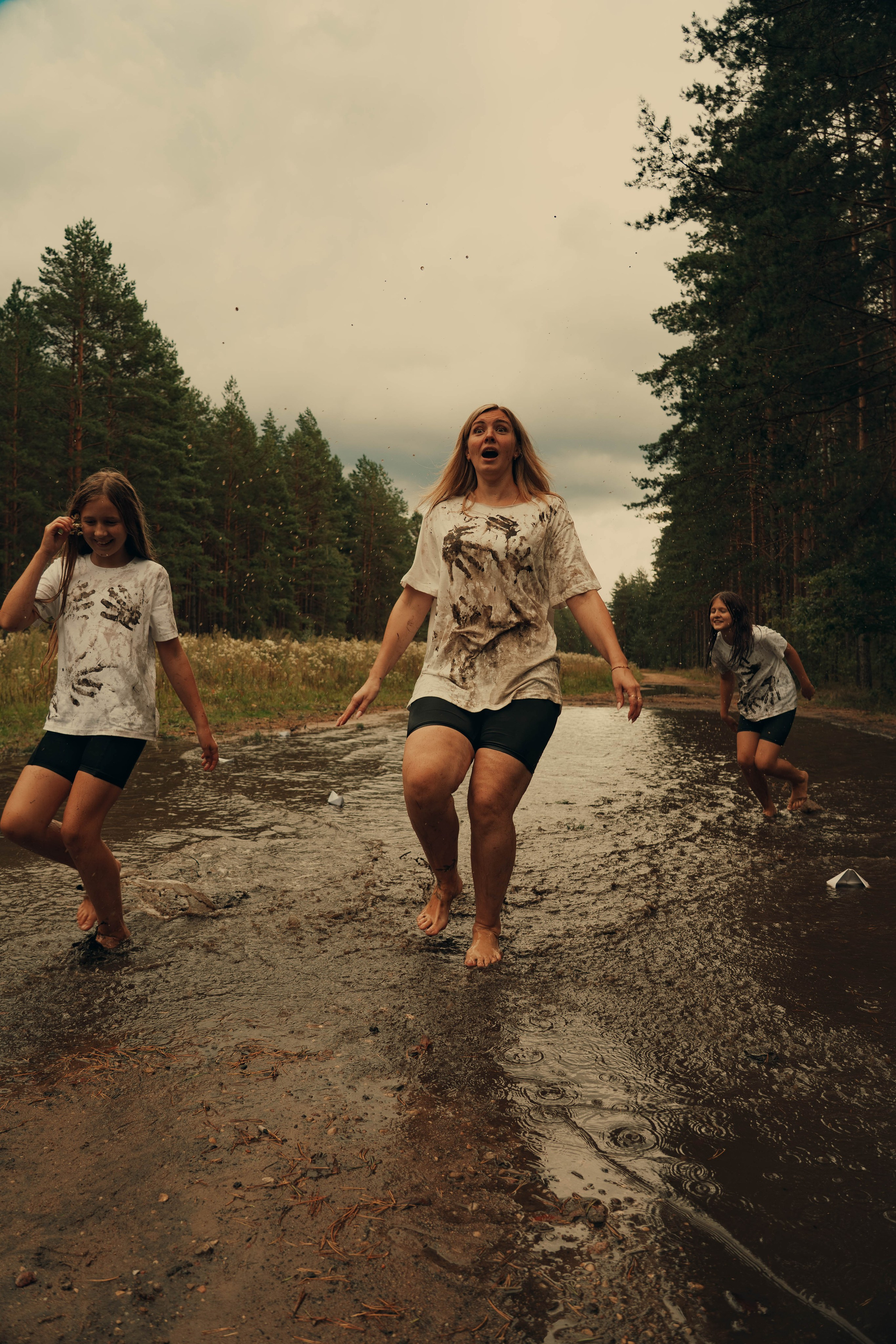 Šeima ir bala. Fotografija — Olga Bojarin