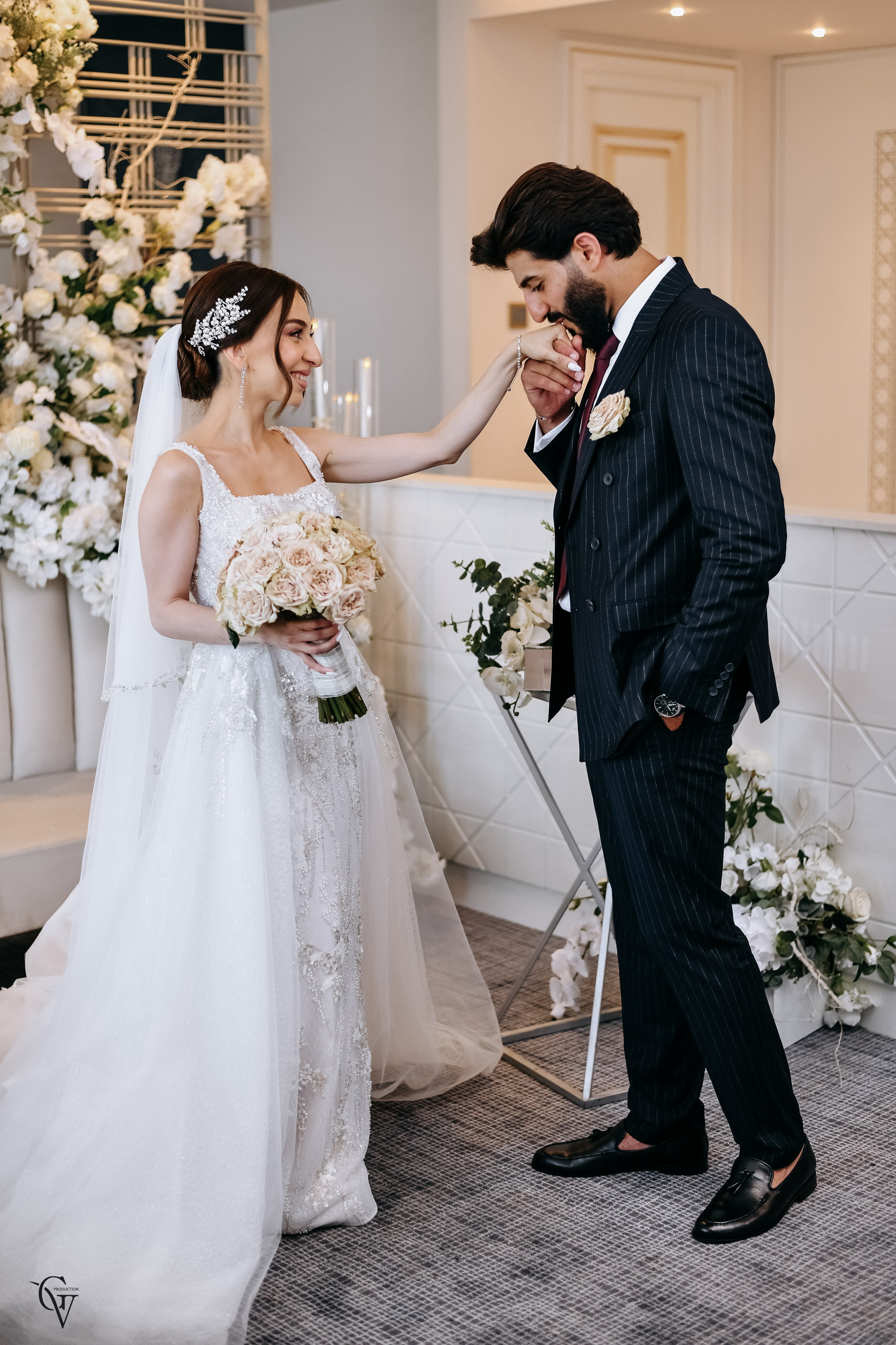 Wedding In Armenia. Wedding photos and video shooting in Armenia and all over the world!!! Photographer in Yerevan