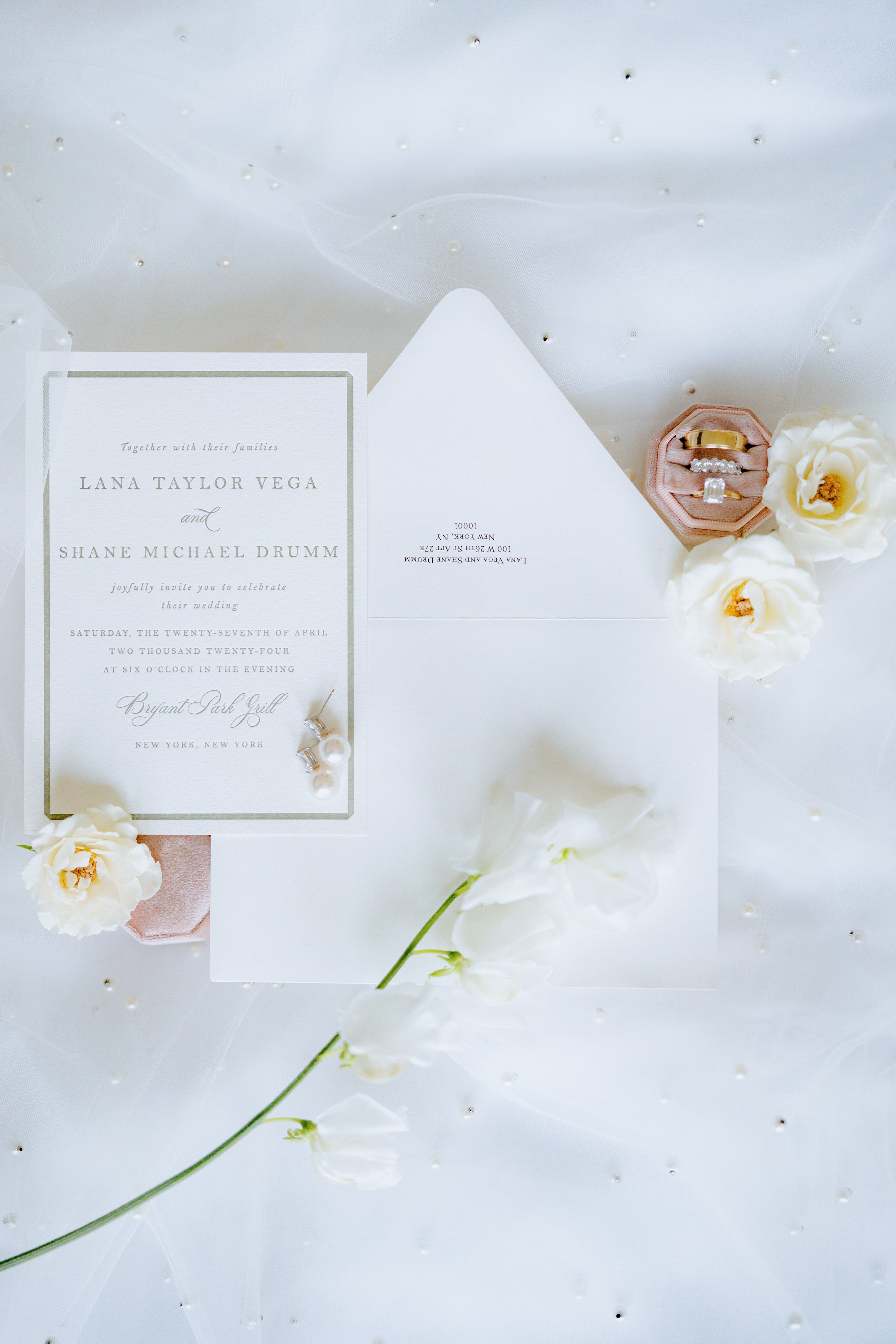 Lana and Shane’s Urban Chic Manhattan Wedding. Wedding photographer and videographer New York | New Jersey