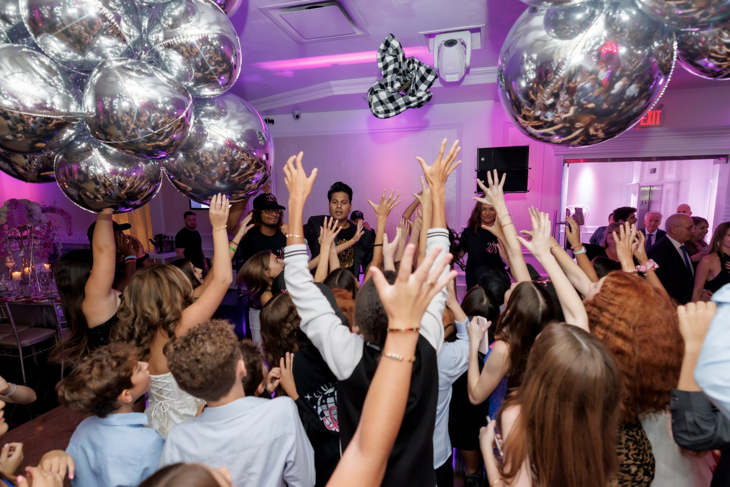 Nina's Batmitsvah. Mazal Tov Studio