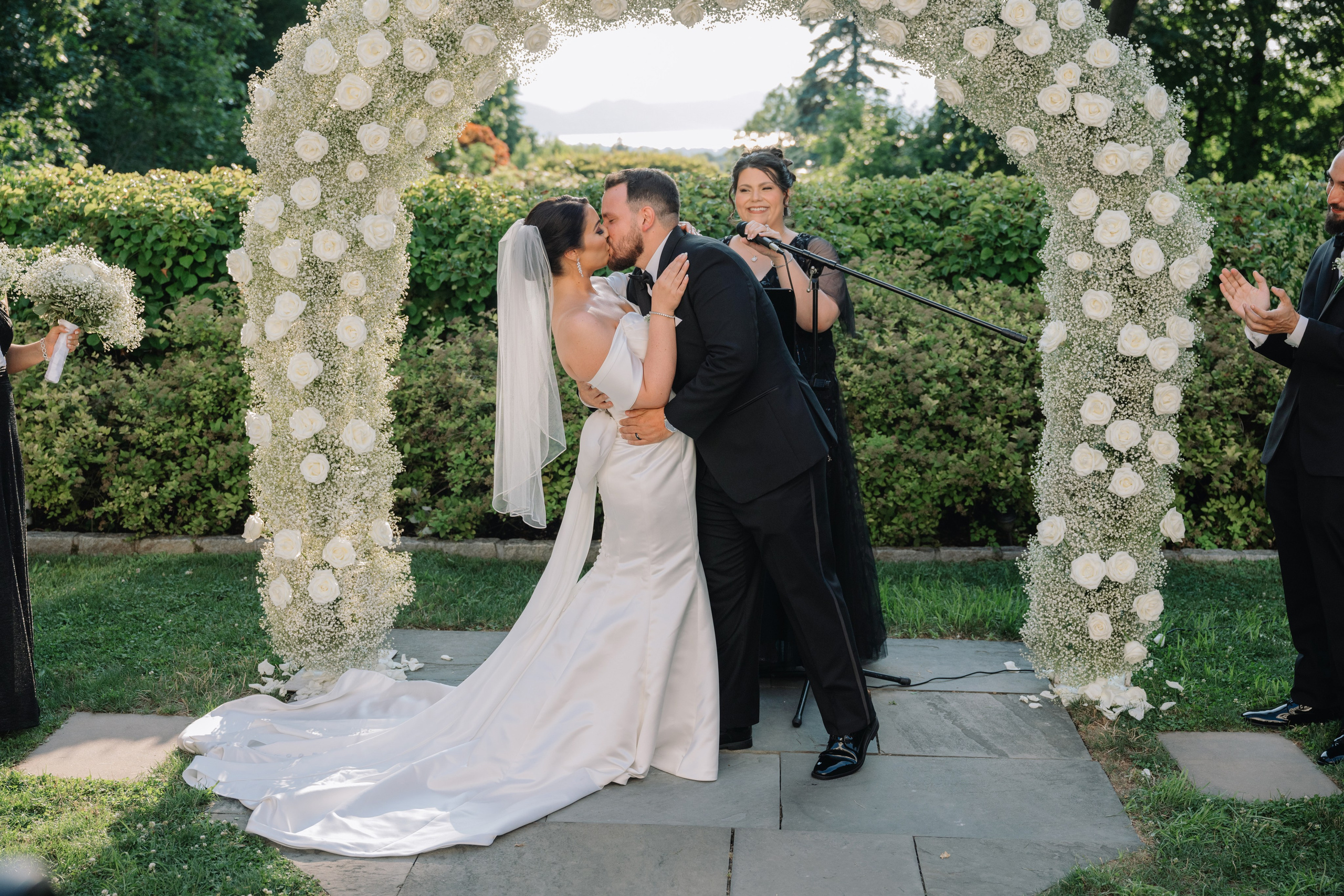 Summer Wedding at The Briarcliff Manor | Taylor & Richie | New York Wedding Photography