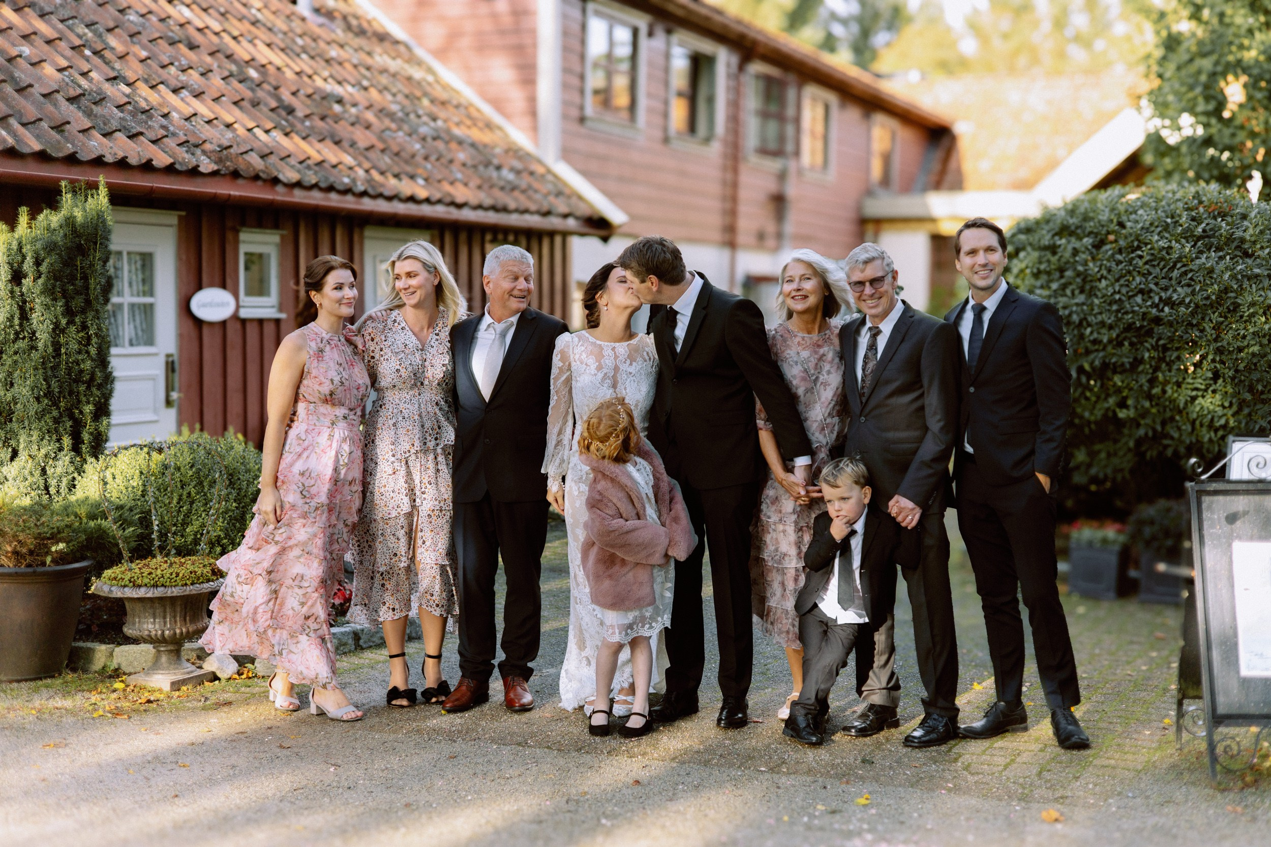 Our beautiful film. Warm family & Wedding stories