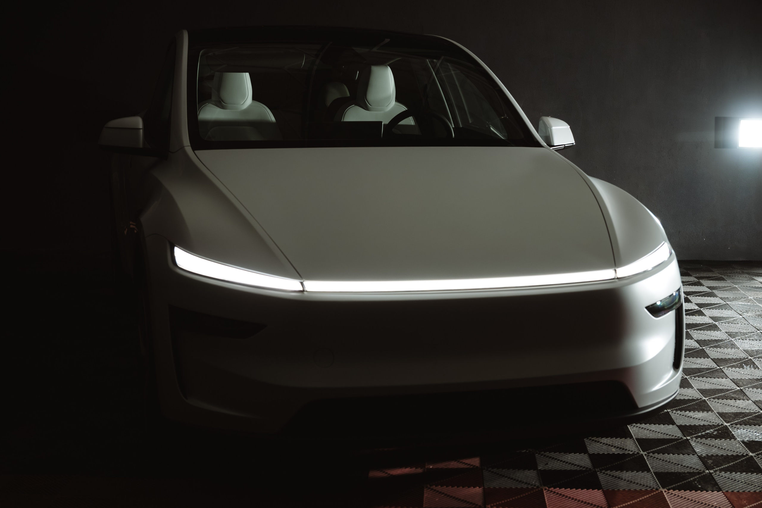 Tesla Model Y (PMC Detailing). Adrian Visovan - Fotograf Iasi