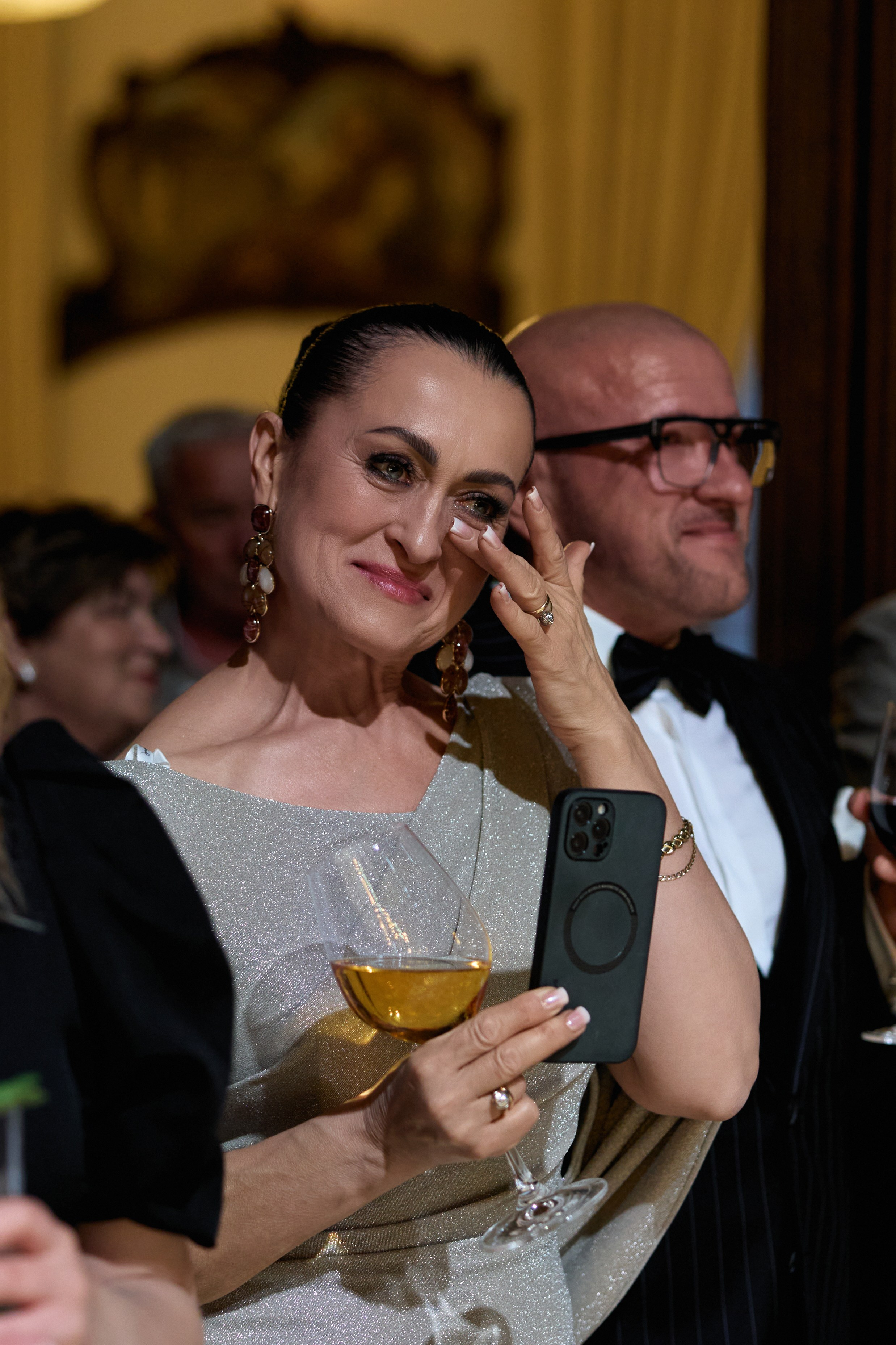 Wiktoria & Kacper. Pałac Goetz. Fotograf ślubny i rodzinny w Krakowie Yana Klymova