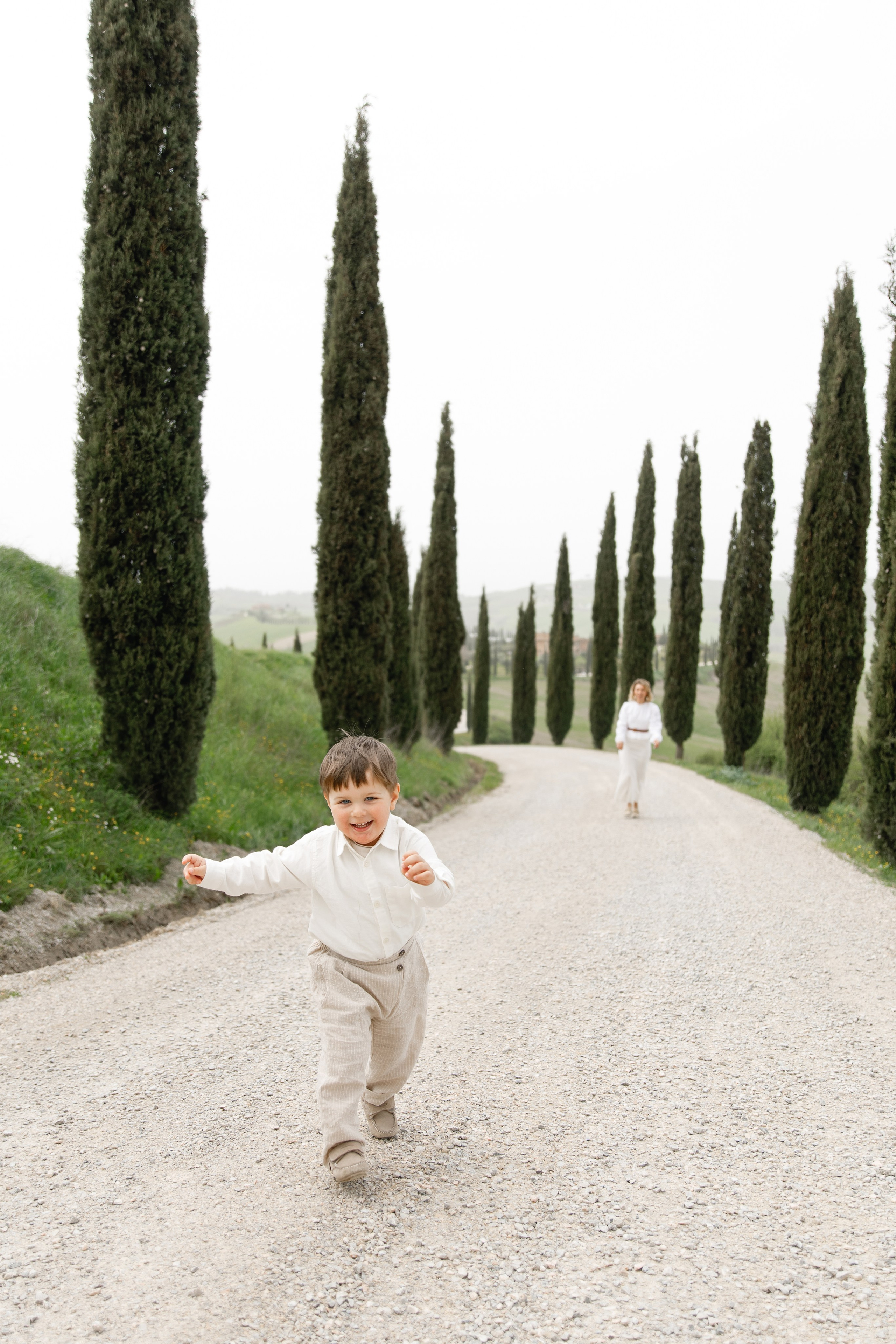 Wedding photographer Italy Rome, Tuscany, Lake Como, Sicily, Puglia. Wedding Photographer Rome Tuscany Como Sicily Puglia Amalfy Italy- Oksana Savenchuk