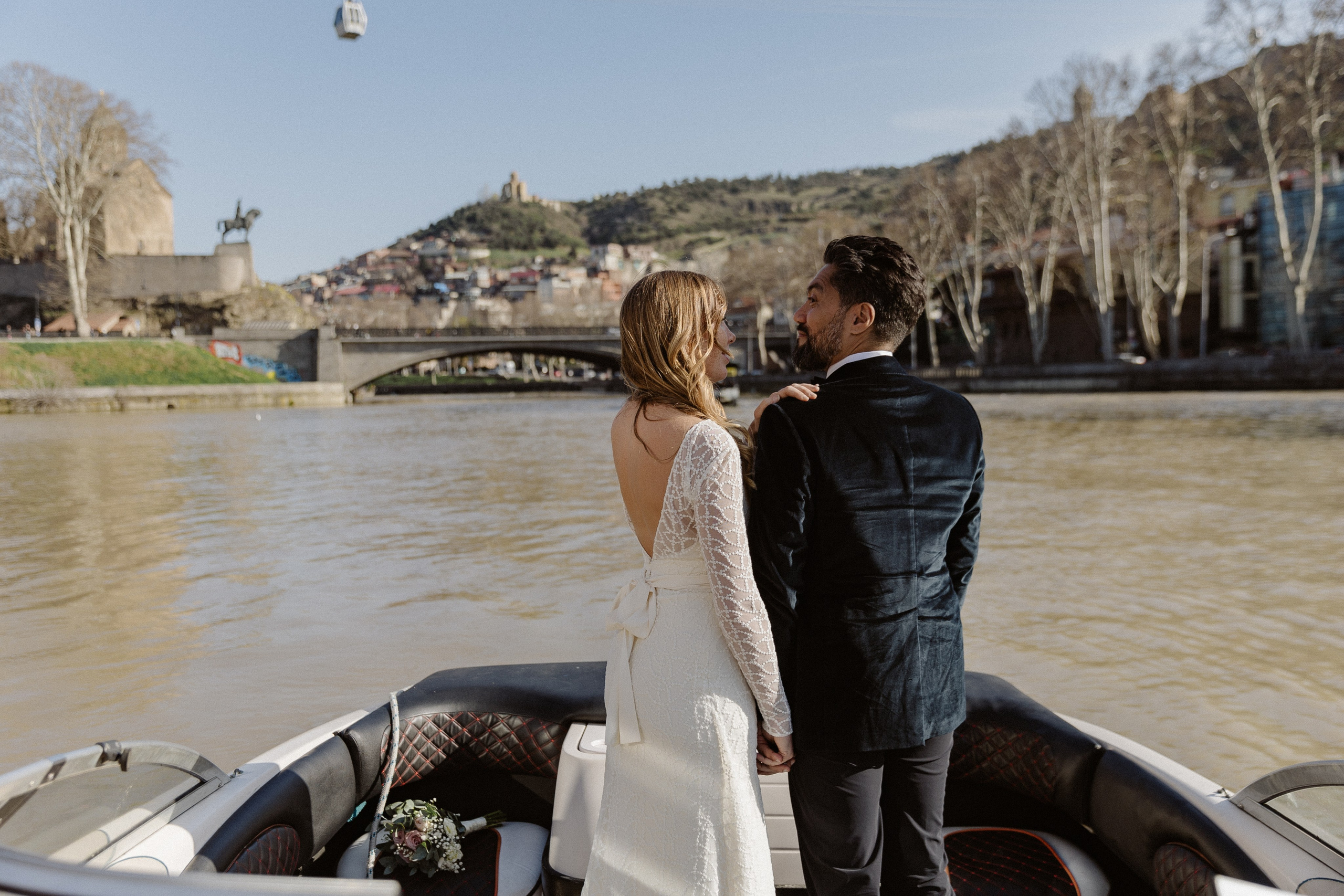 Boat/Прогулка на катере. Photographer Anna Nazarenko